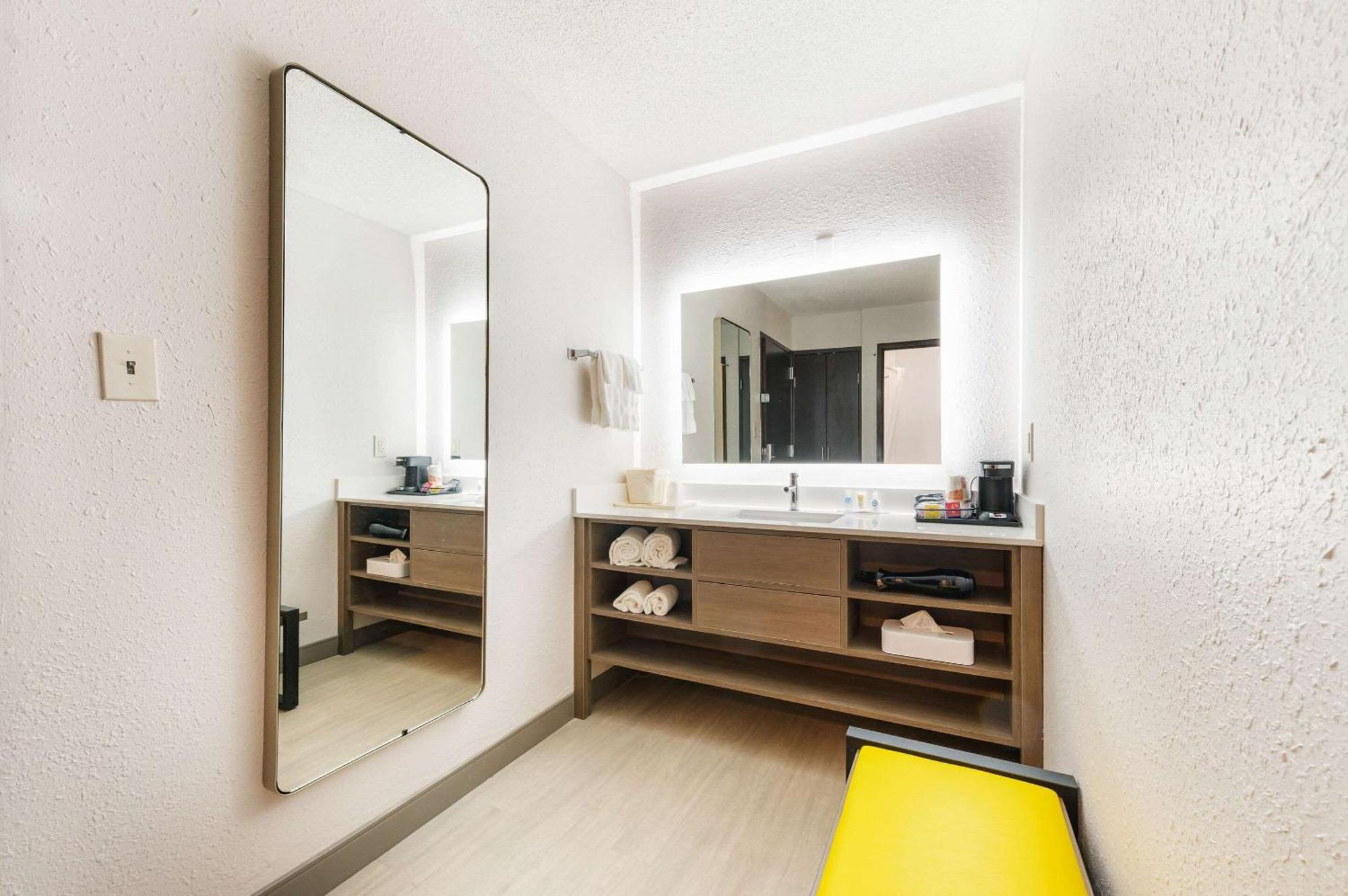Superior Efficiency Queen Room with Two Queen Beds - Non Smoking