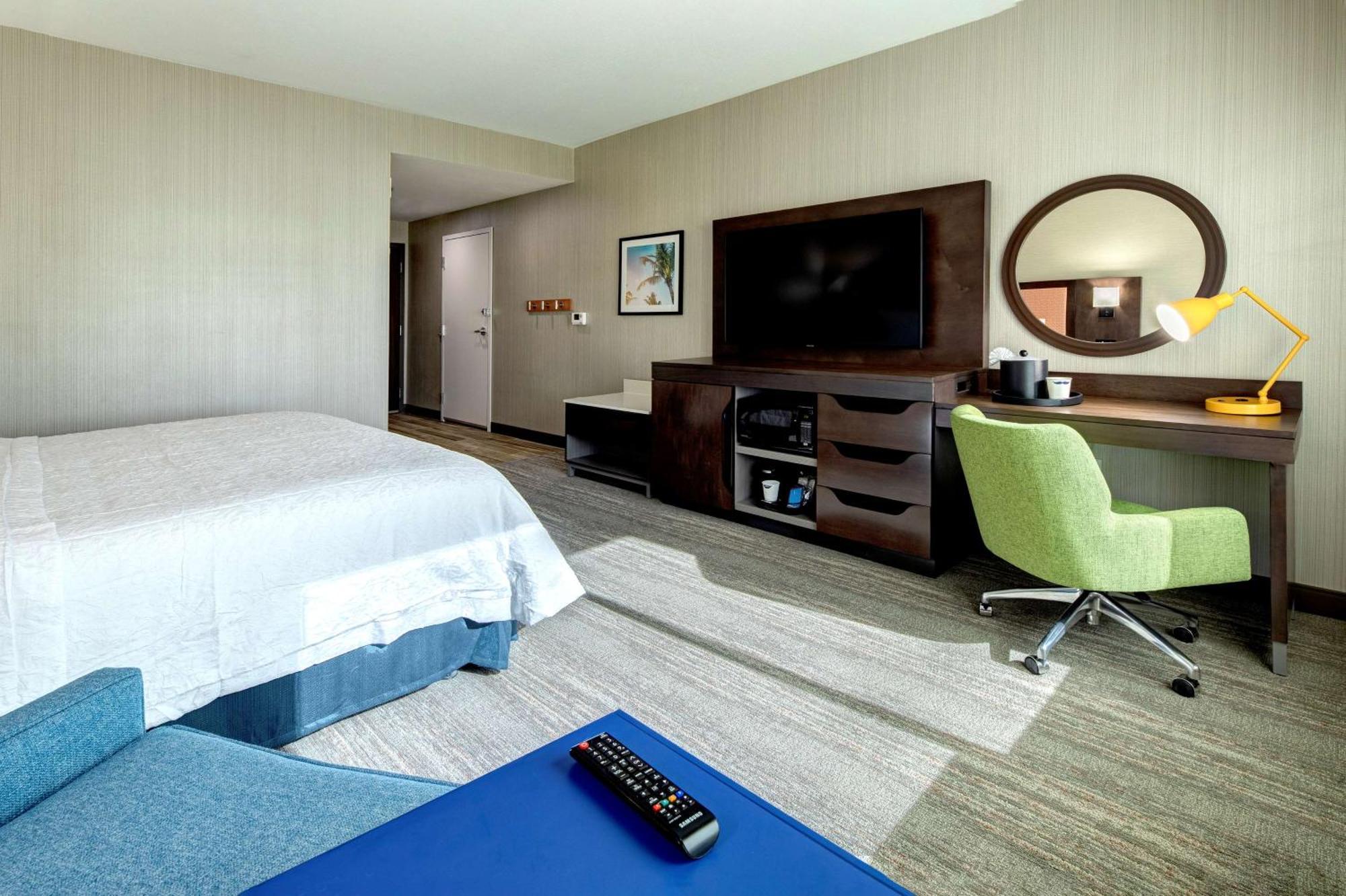 King Room,1557091915:JPEG
