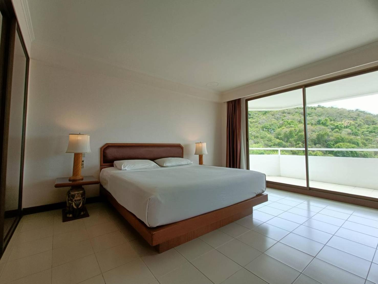 Deluxe Double or Twin Room Ocean View