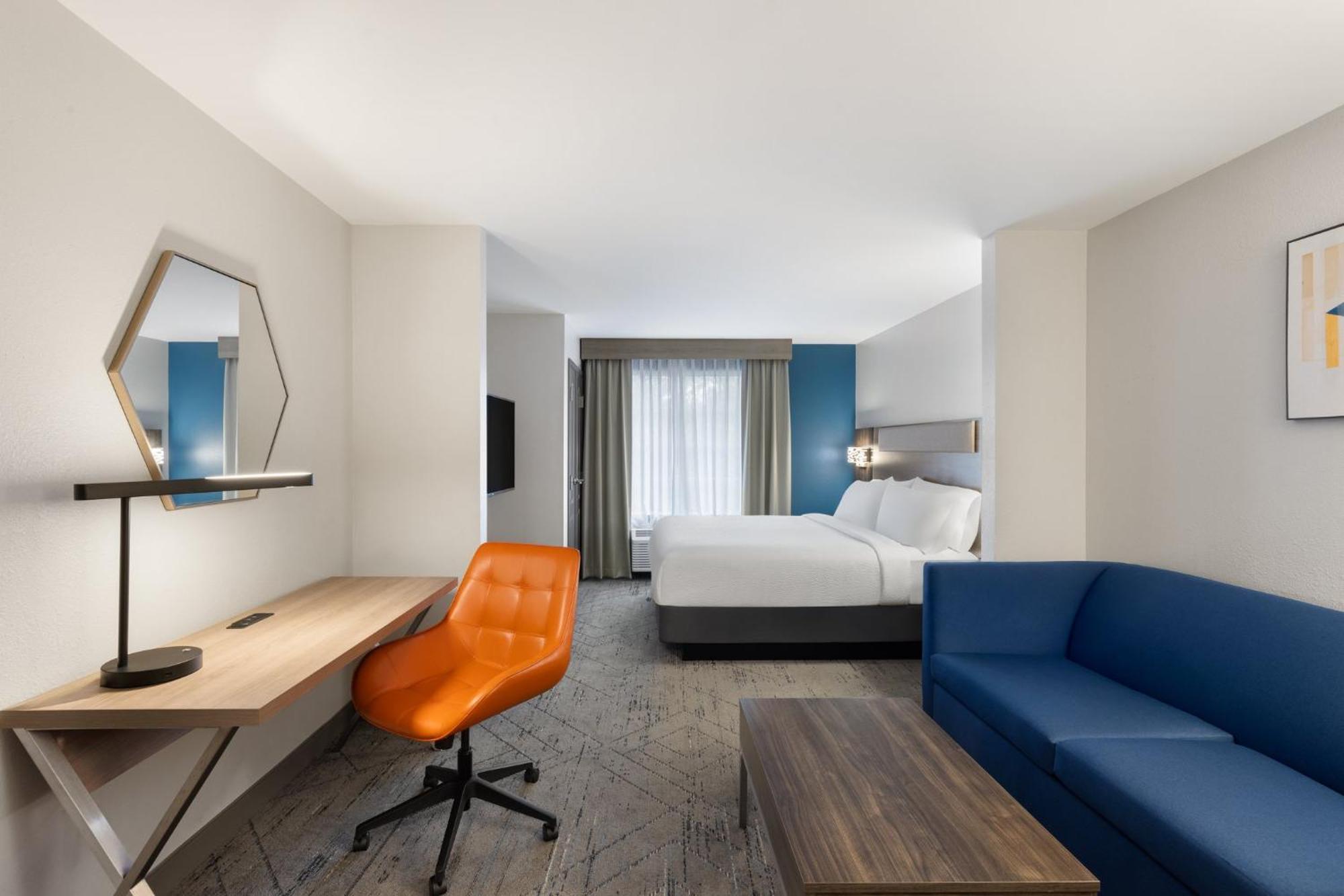 Standard King Room