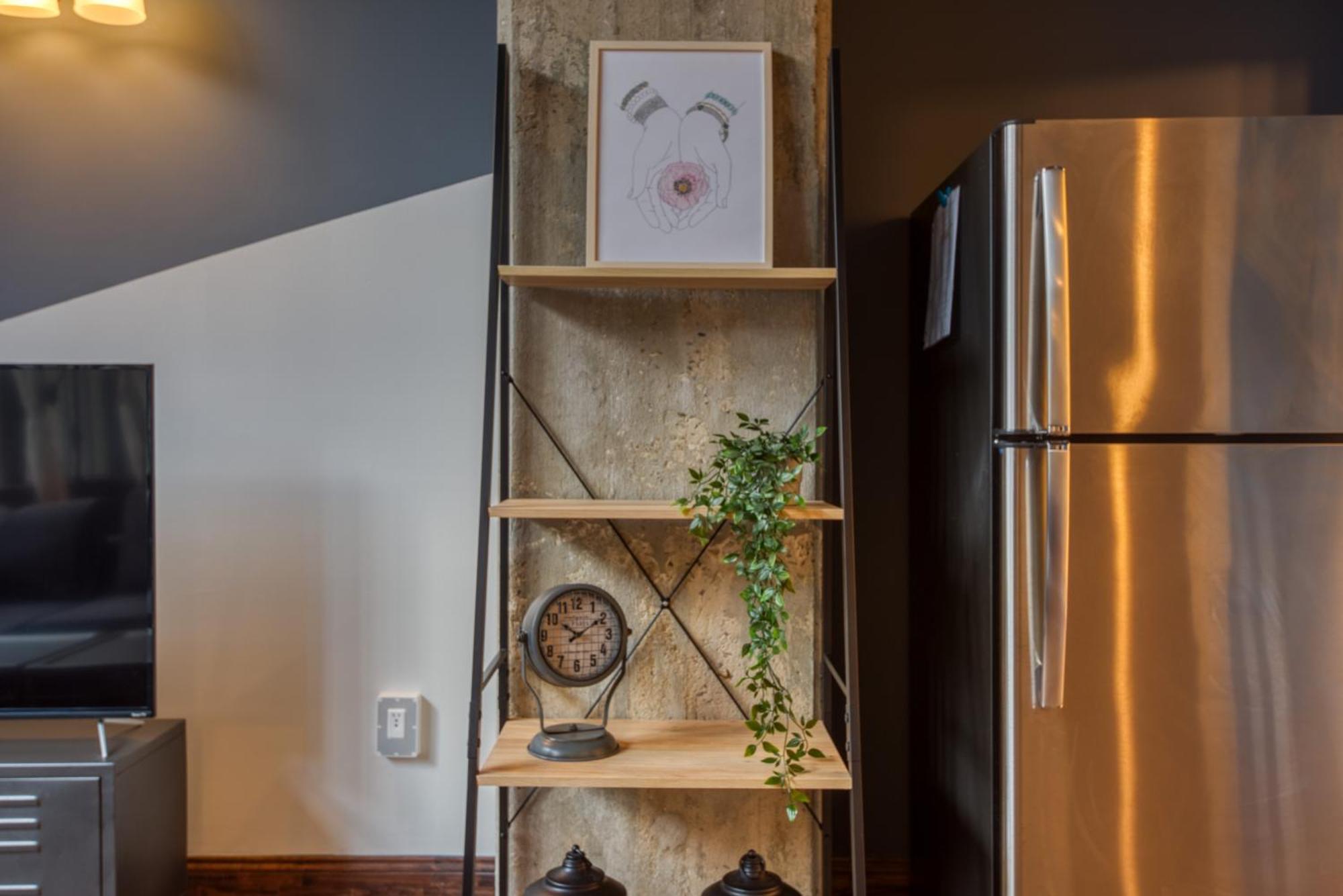 One-Bedroom Apartment,1571445155:JPEG