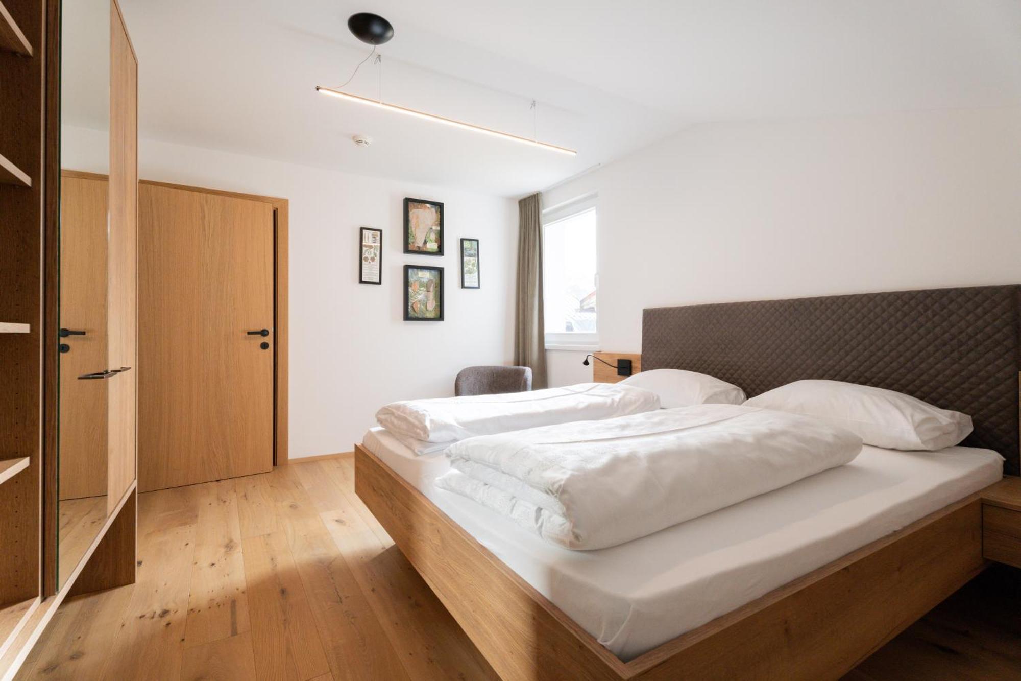 One-Bedroom Apartment,1574746616:JPEG