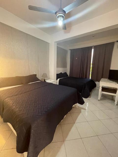 Standard Twin Room,1578427826:JPEG