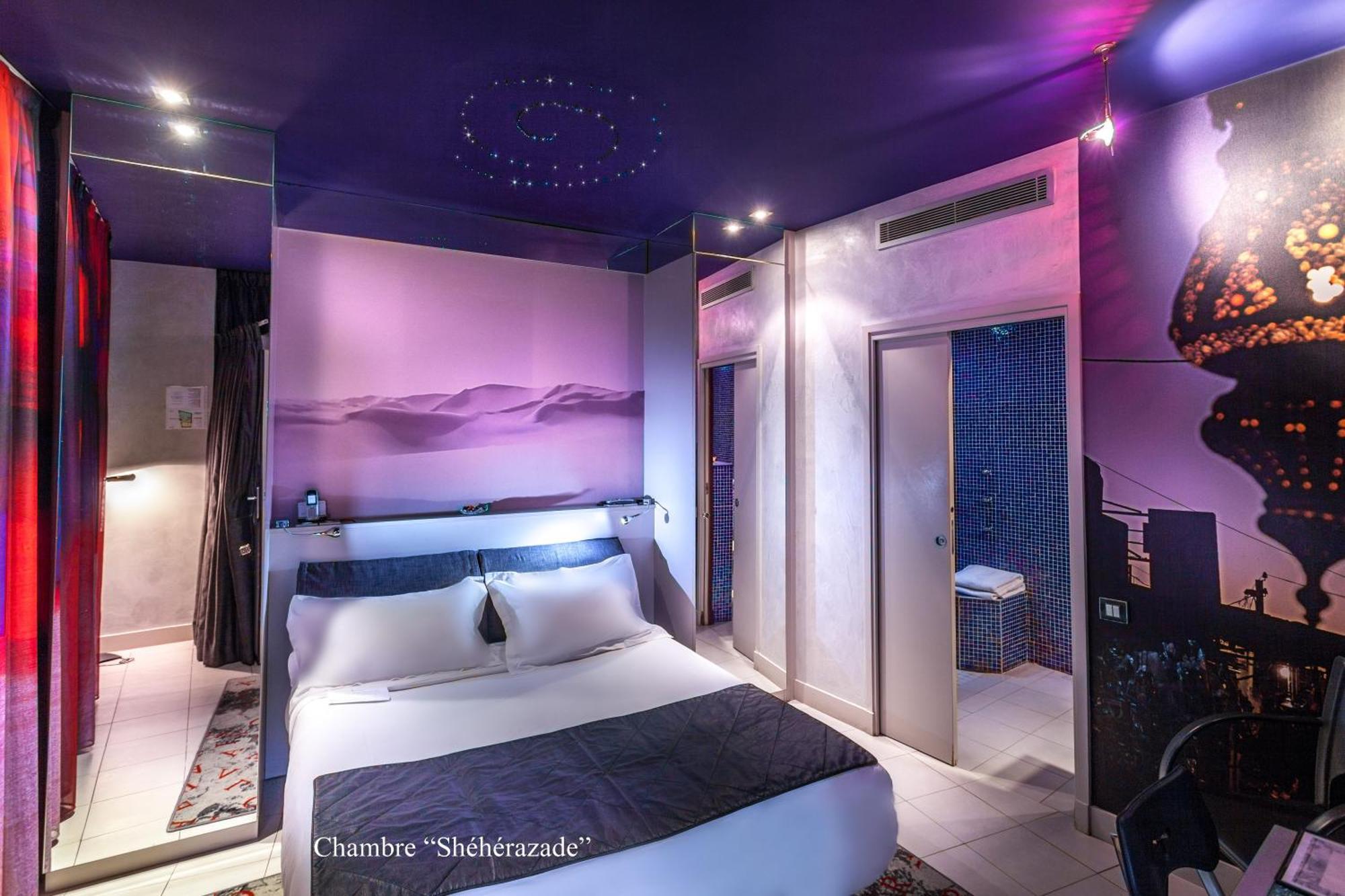 Standard Double Room Massaging-Jet Shower