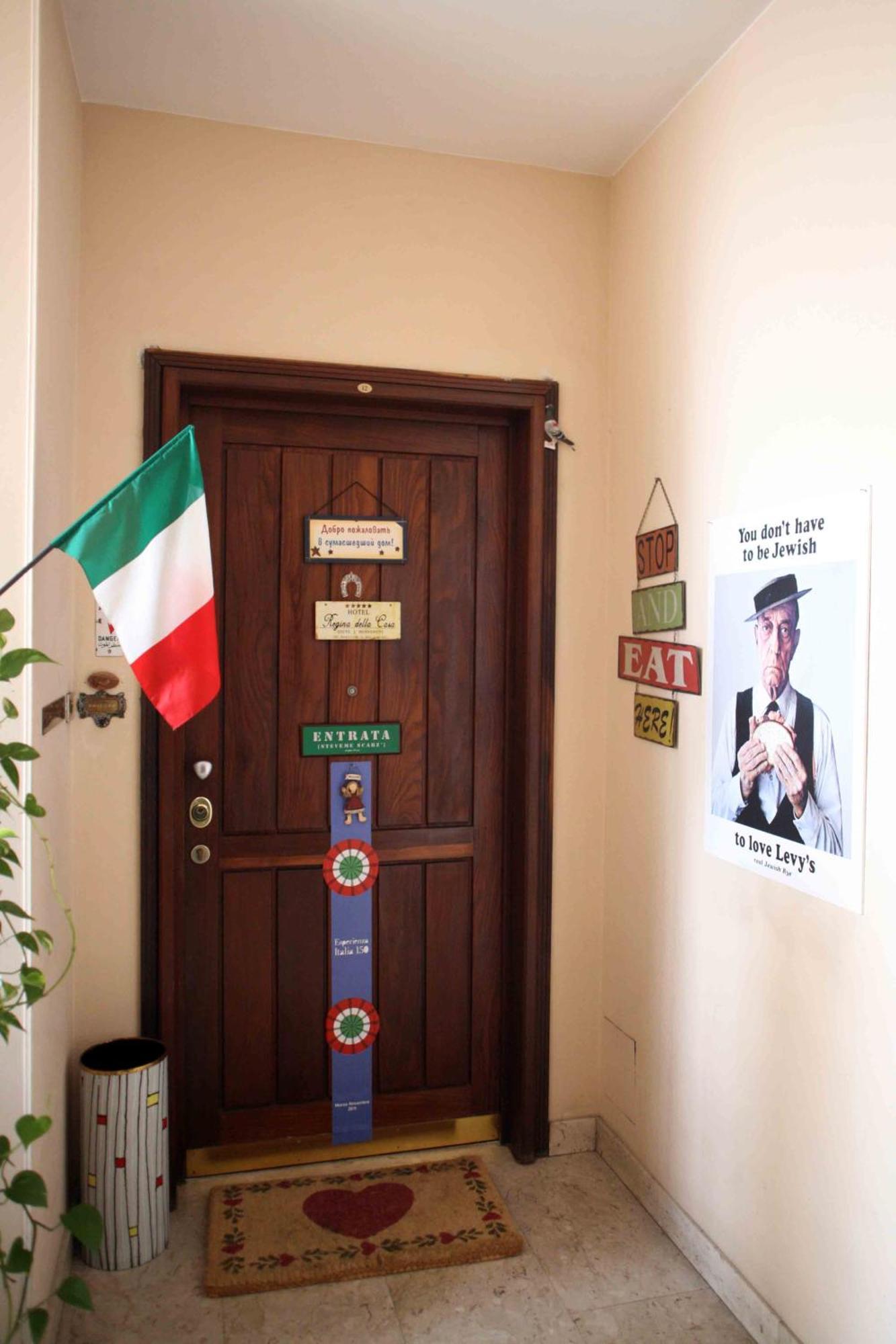 Three-Bedroom Apartment,1580562633:JPEG