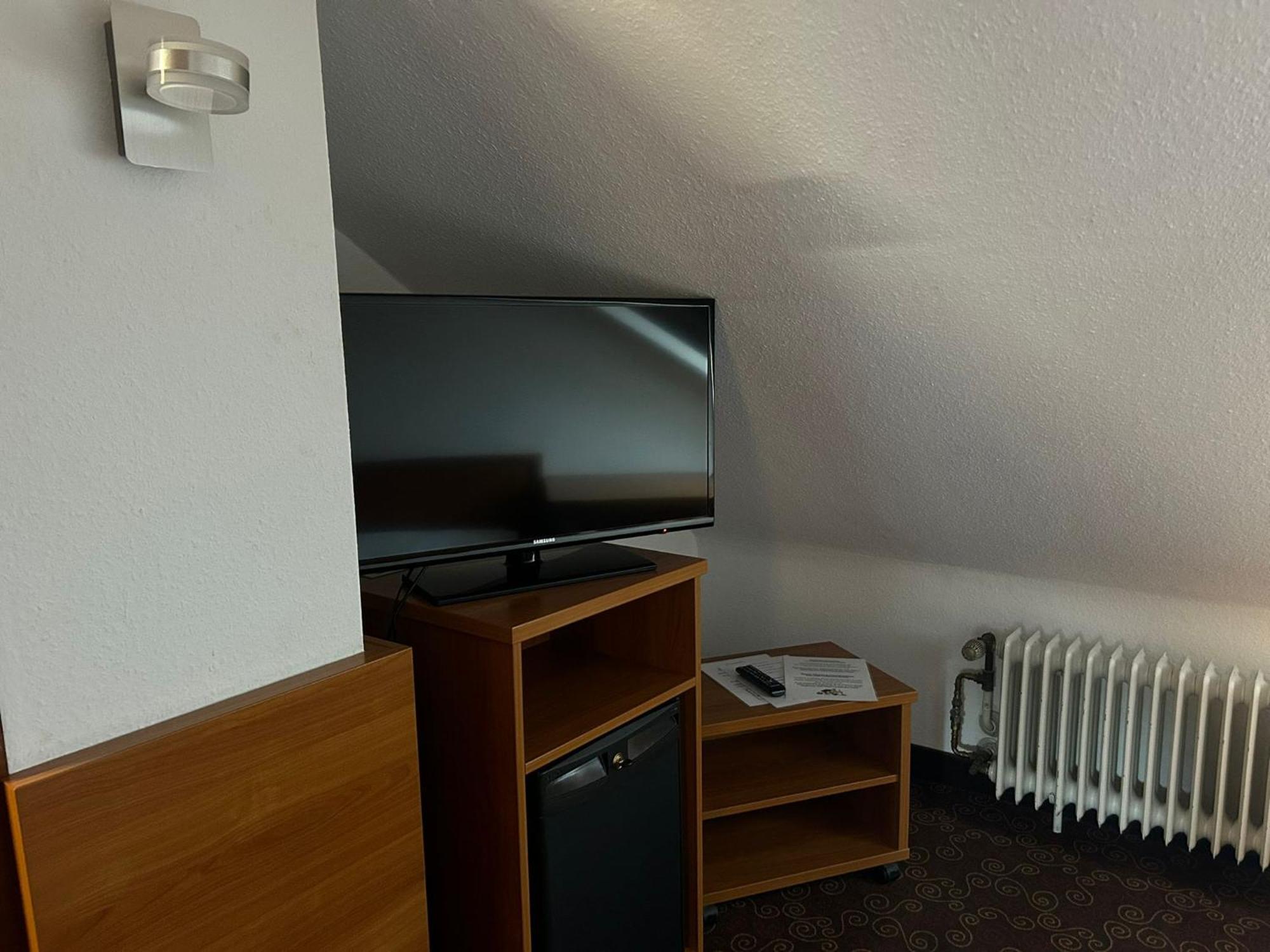 Small Single Room