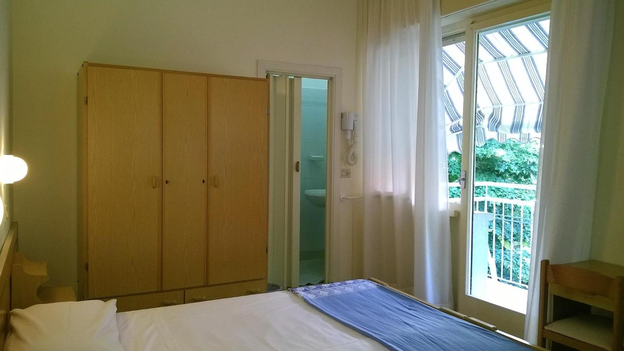 Economy Double or Twin Room