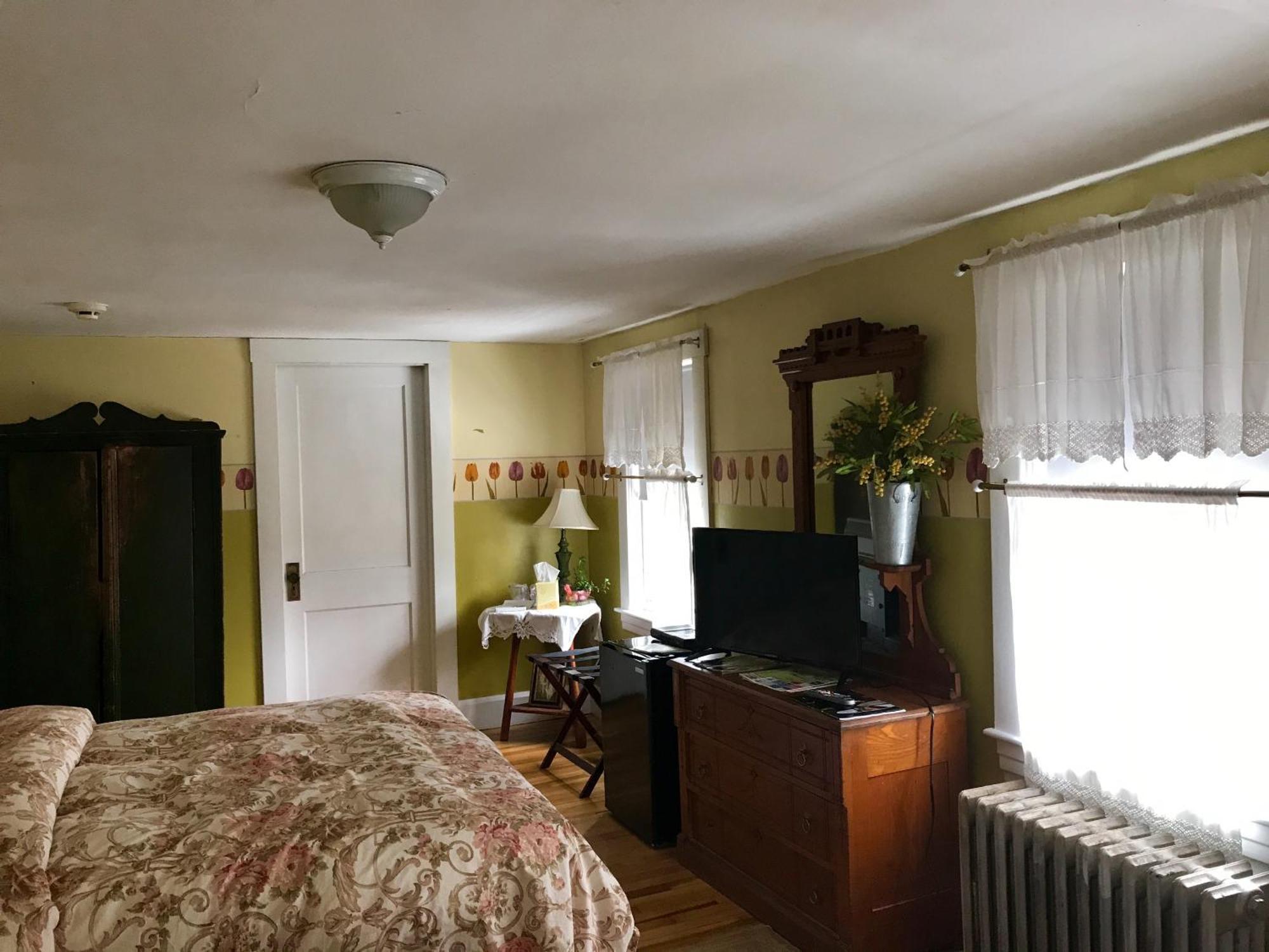 Standard Apartment