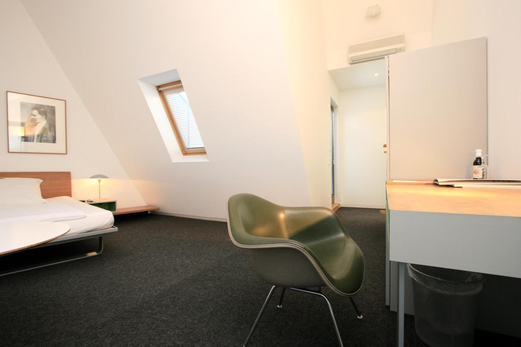 Superior Single Room