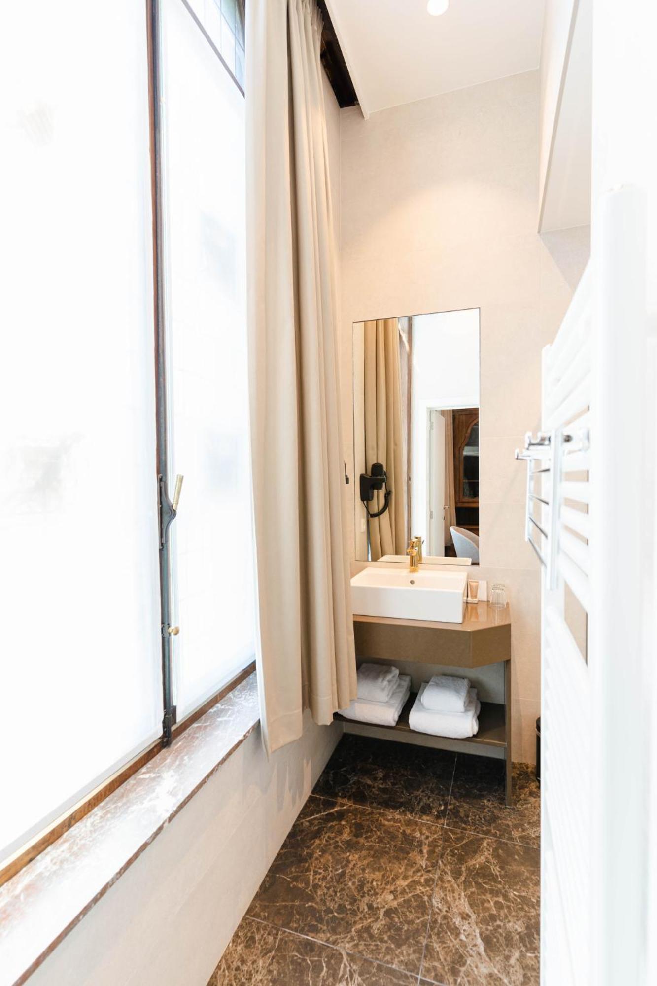 Deluxe Double Room Spa Access,1589147458:JPEG