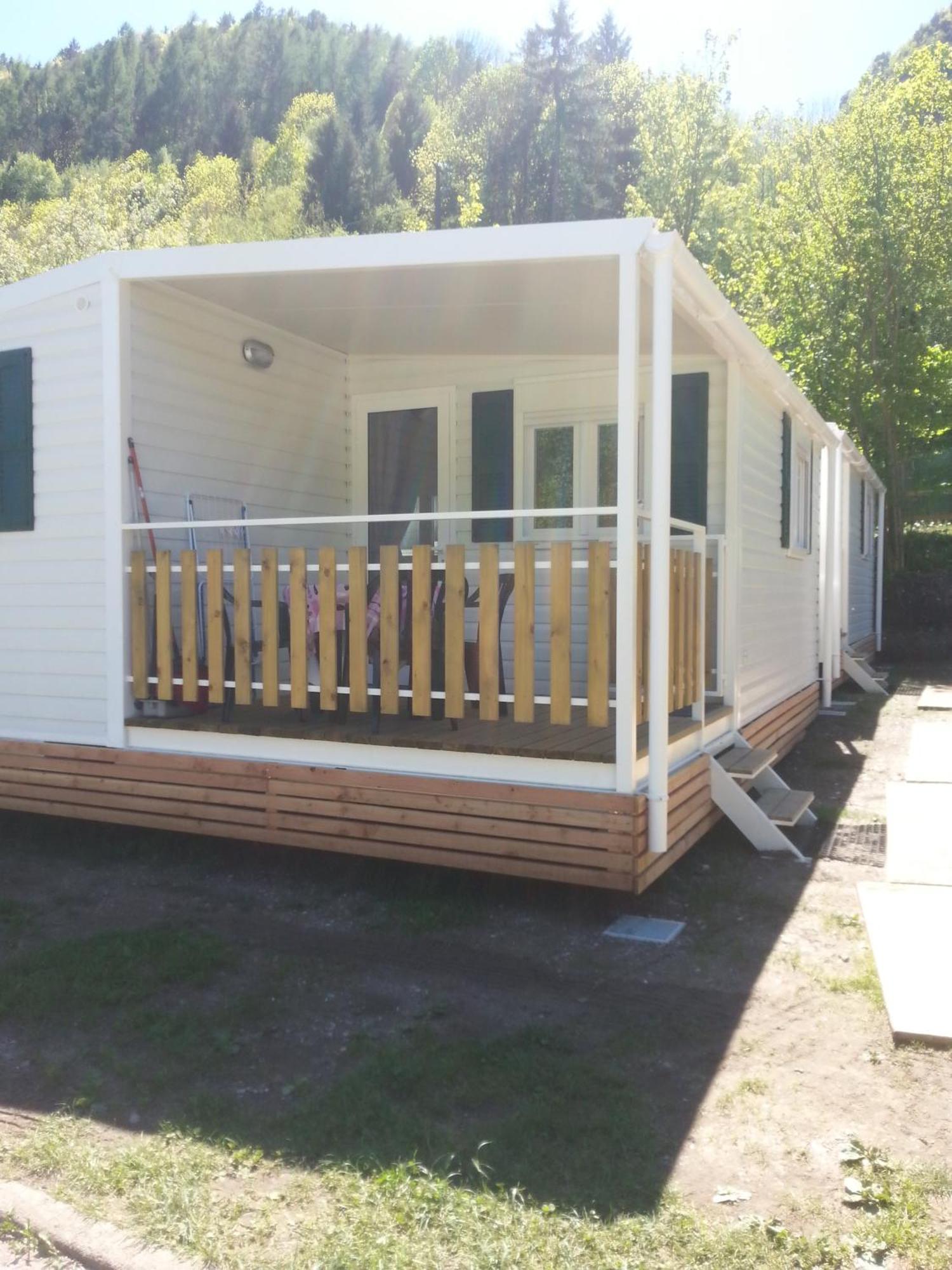 Deluxe Mobile Home