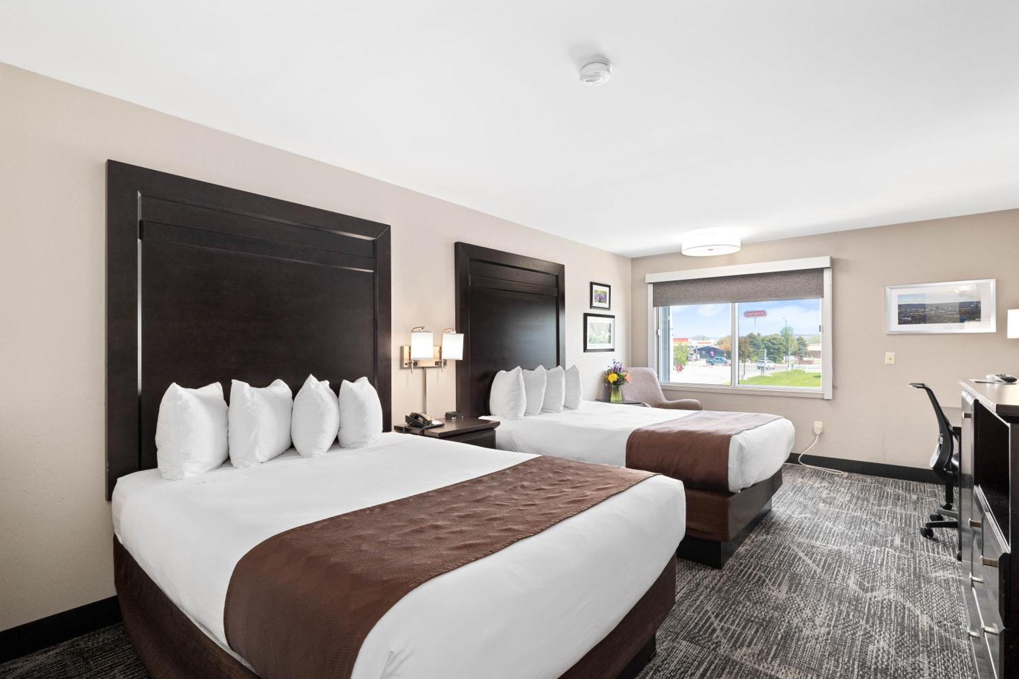 Queen Room Two Queen Beds