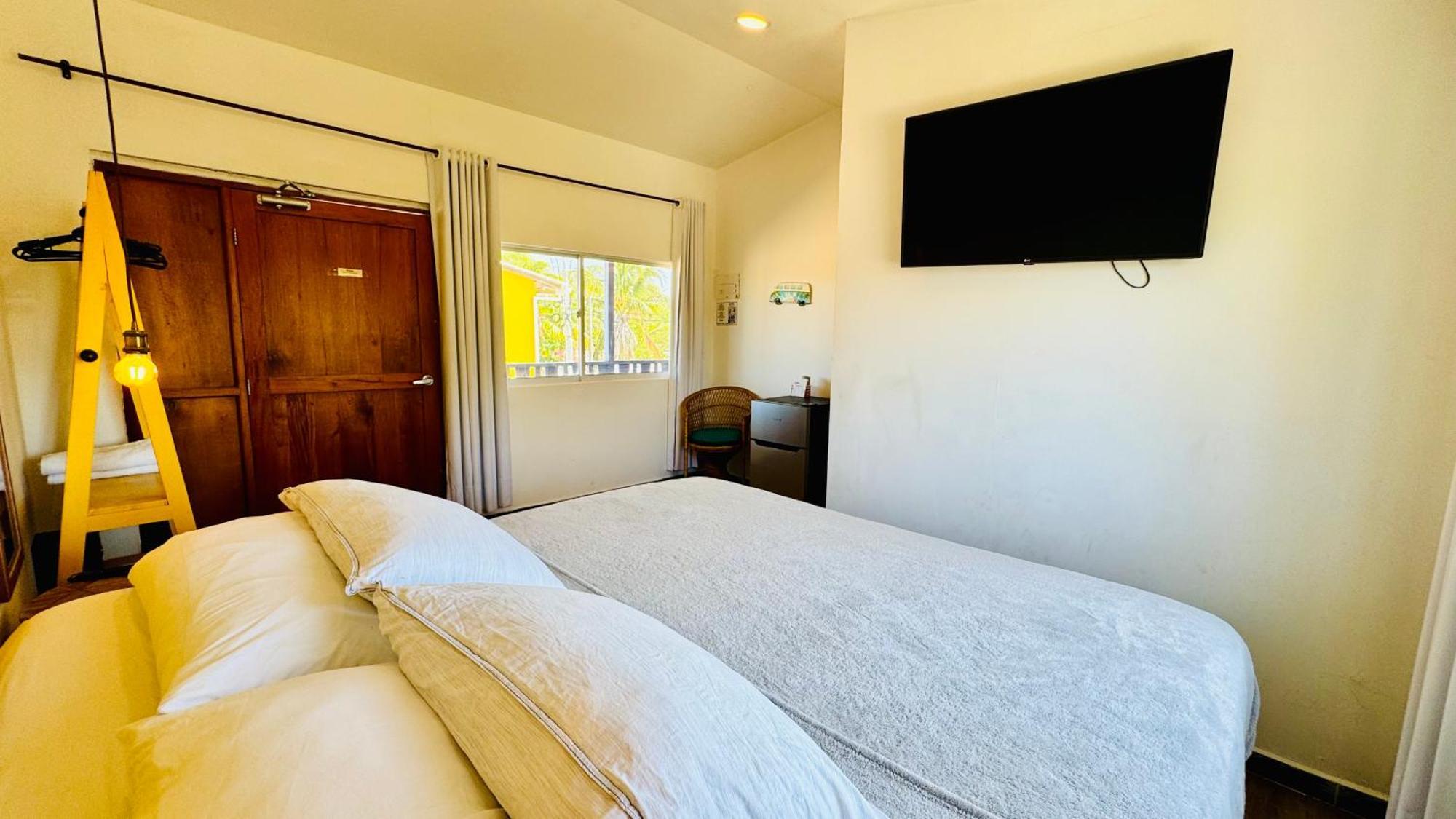 Double Room Private Bathroom