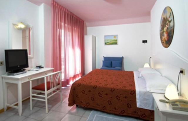 Double or Twin Room Balcony,15925634:JPEG