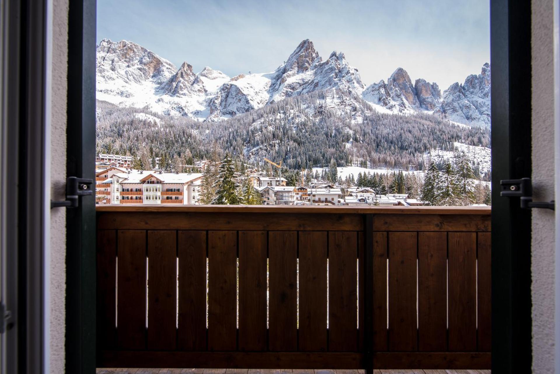 Family Room Balcony,1591243252:JPEG