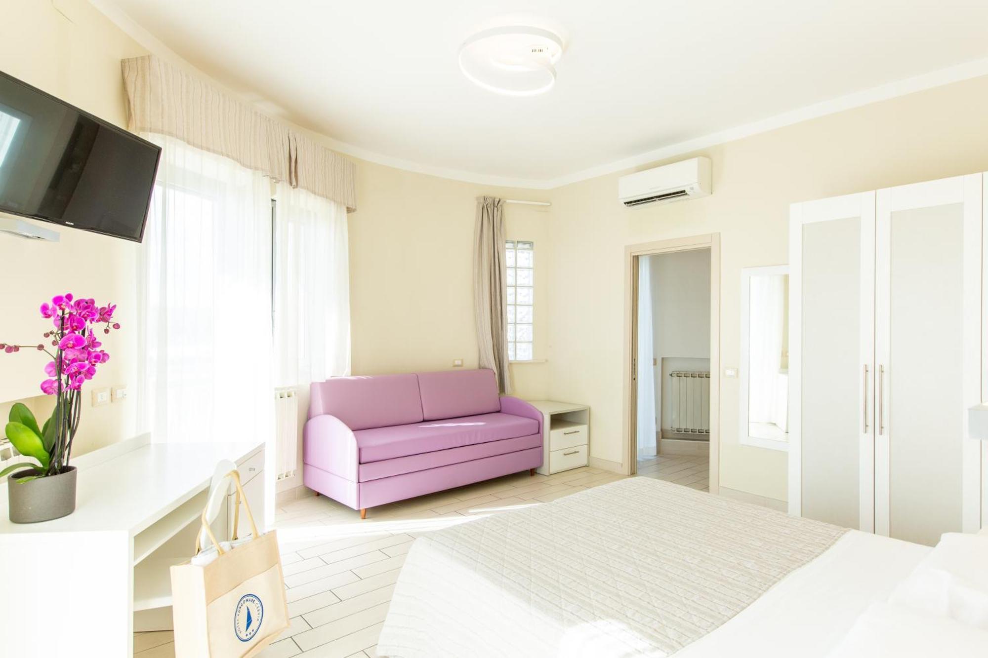 Superior Room Frontal Sea View,1591482554:JPEG
