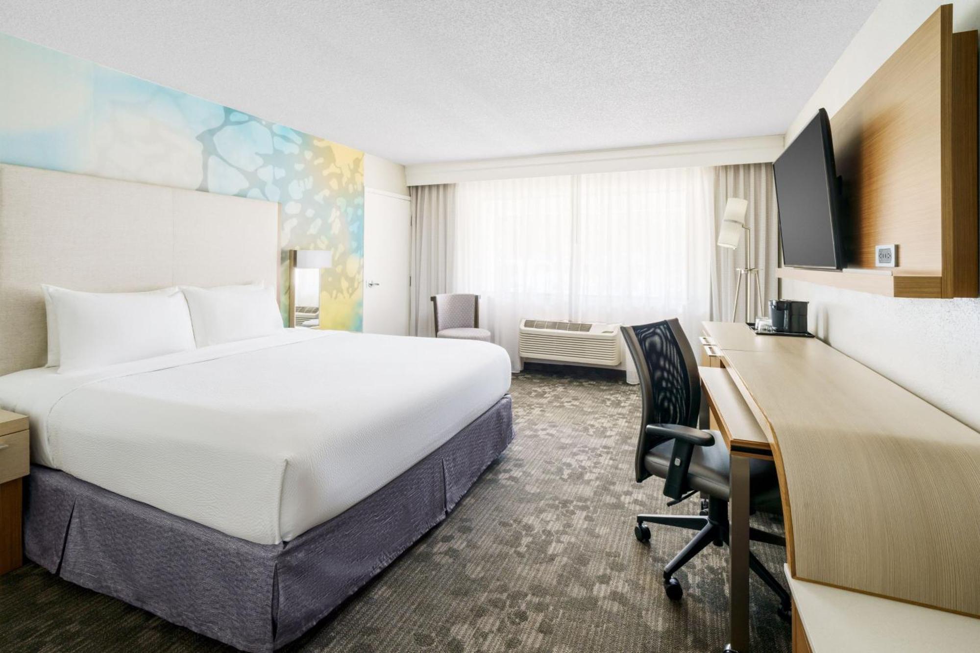 King Room,1705983344:JPEG