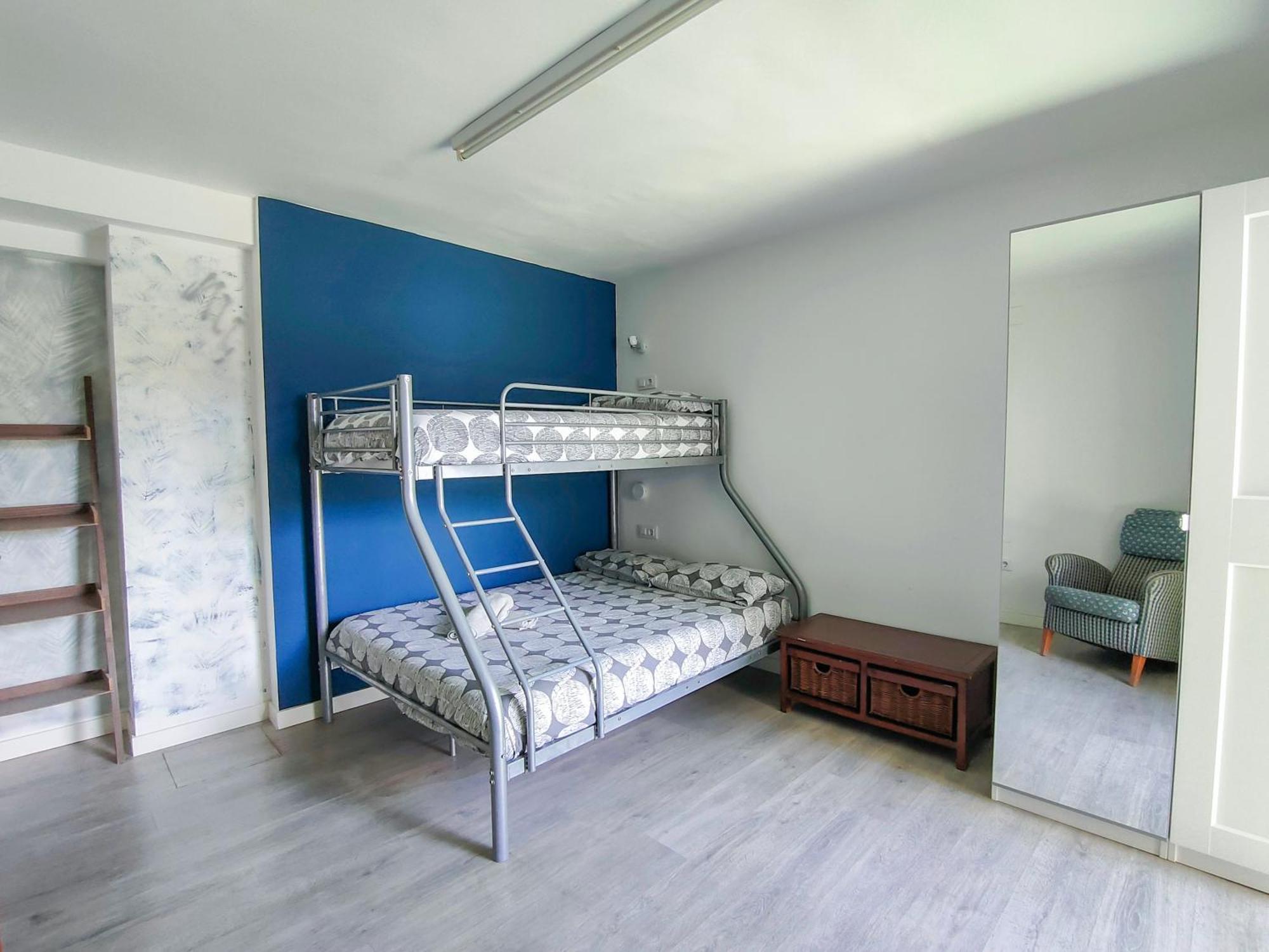 Triple Room 1 Bunk Bed