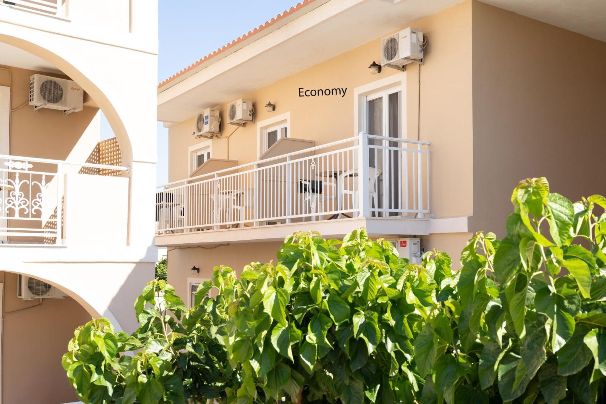 Economy Twin Room