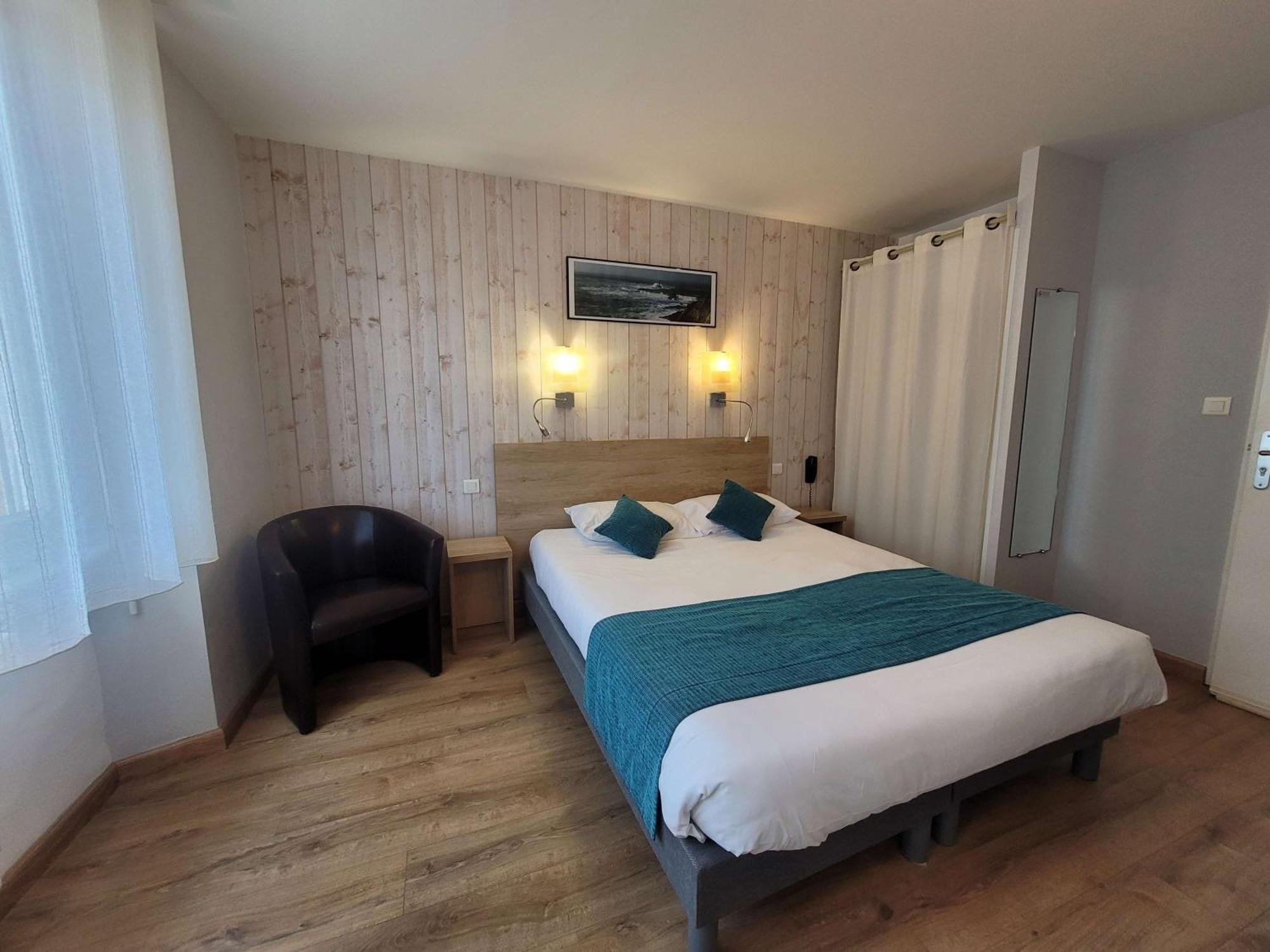 Comfort Plus Queen Size Room