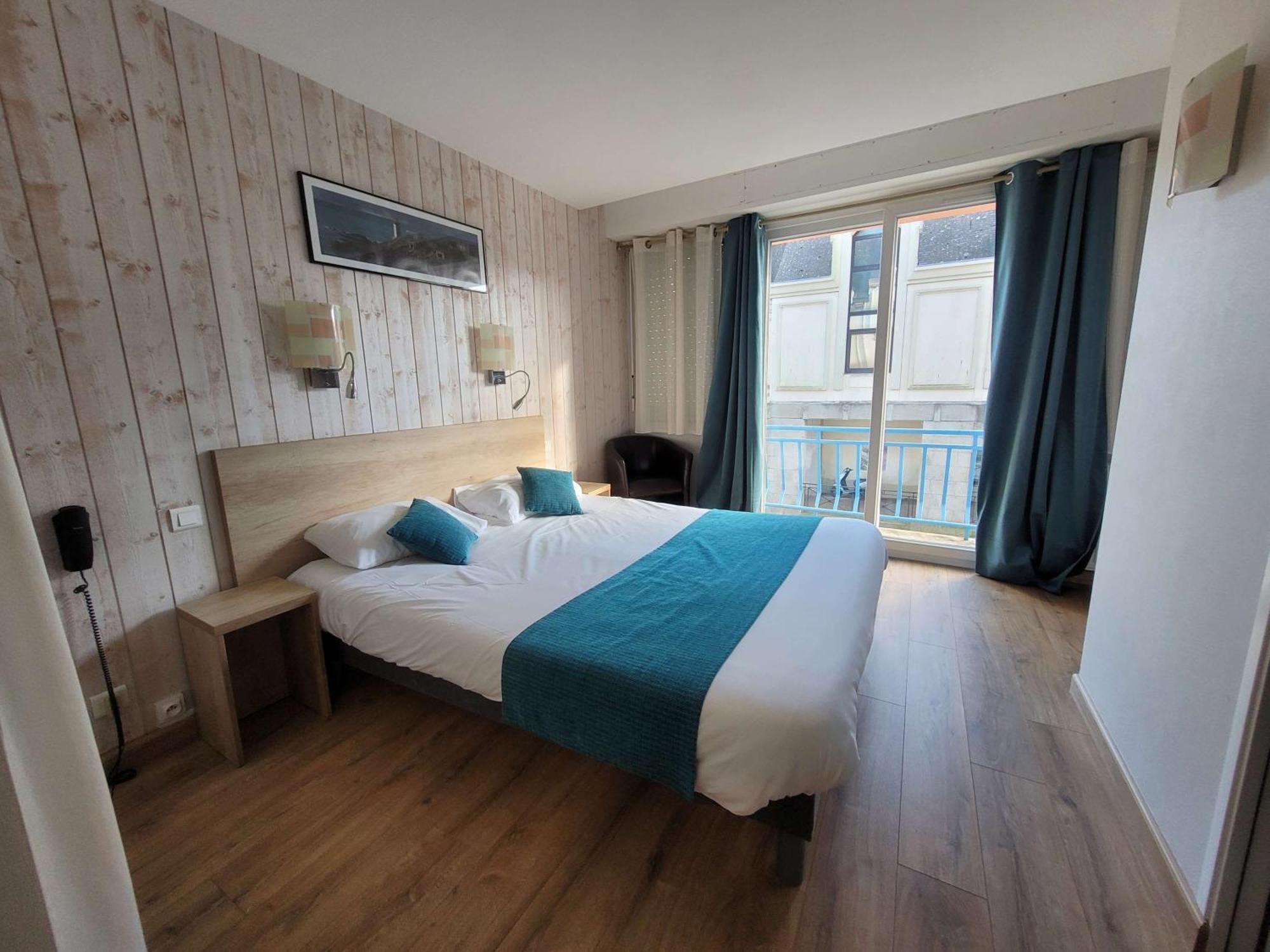 Comfort Plus Queen Size Room
