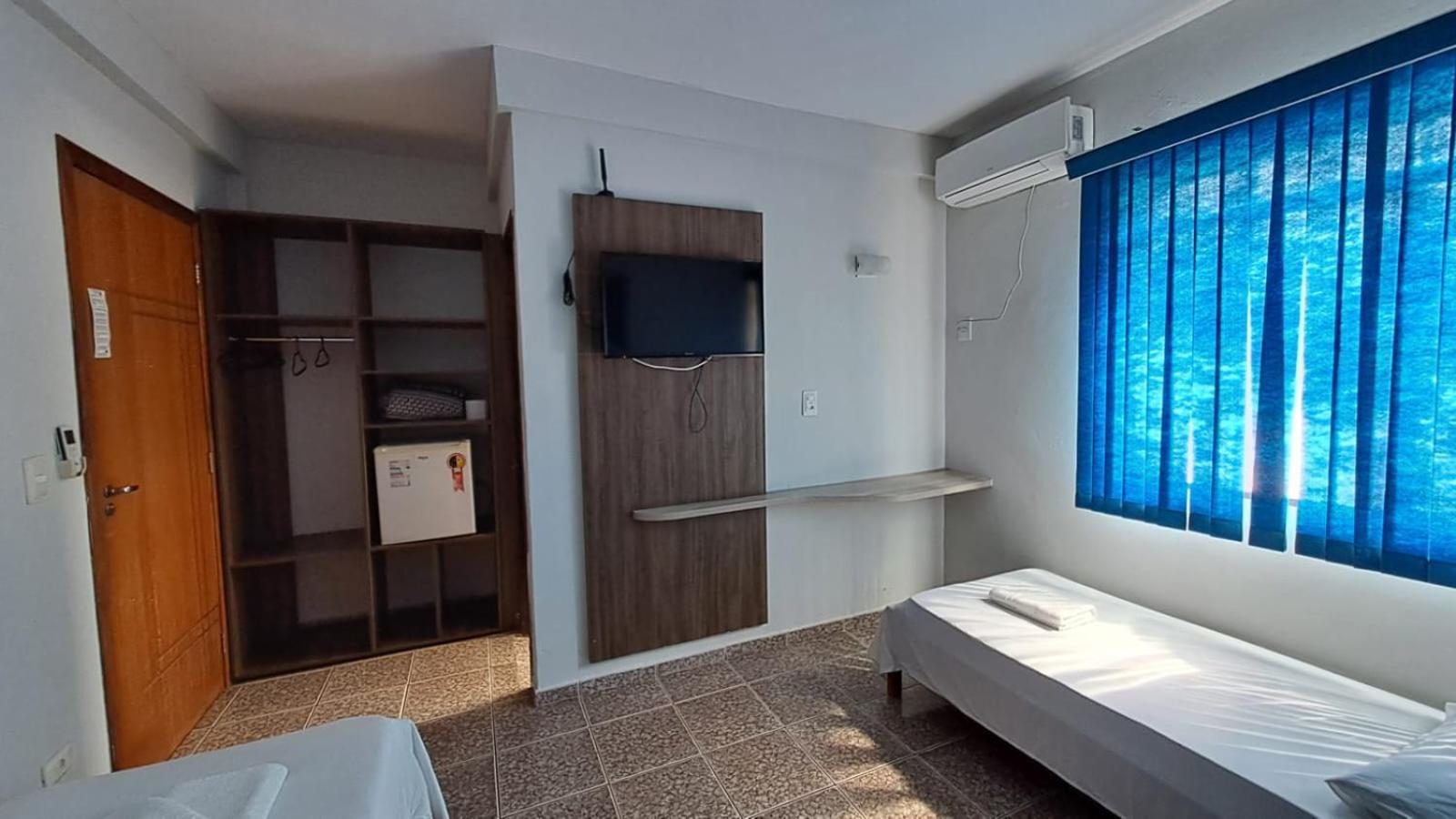 Quarto Duplo