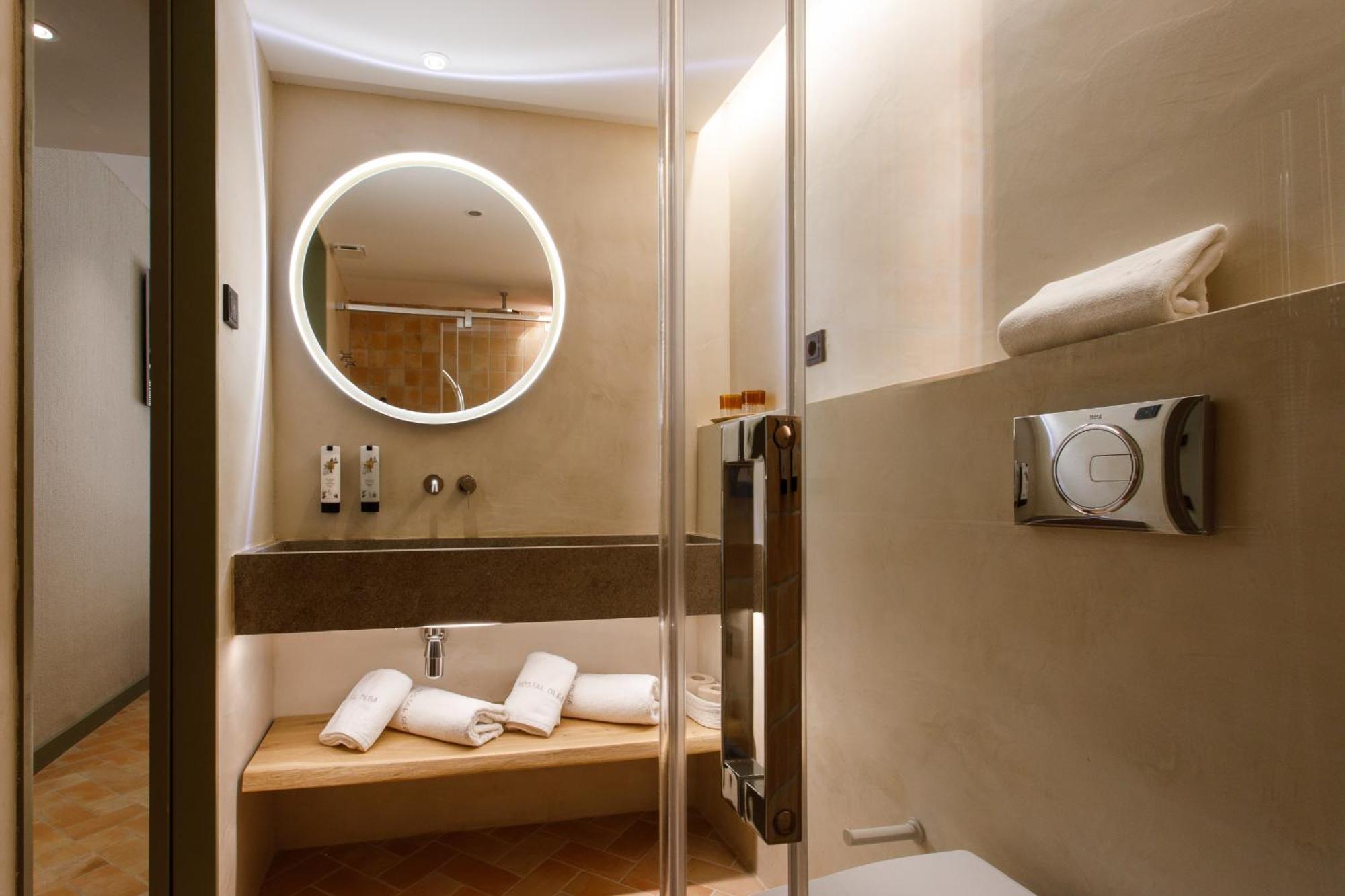 Habitación Doble Deluxe con balcón y vistas al mar