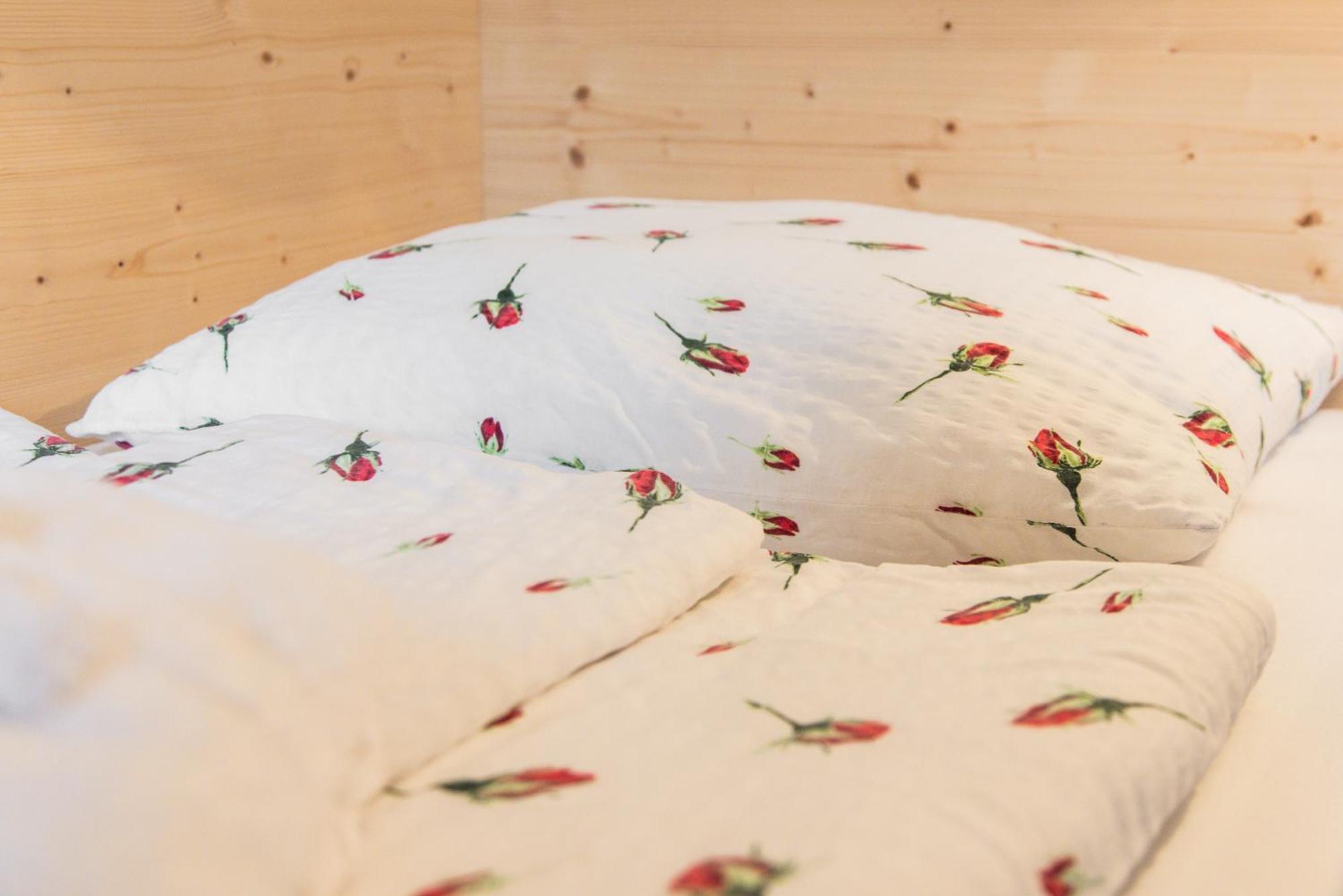 Double Room,1756577124:JPEG