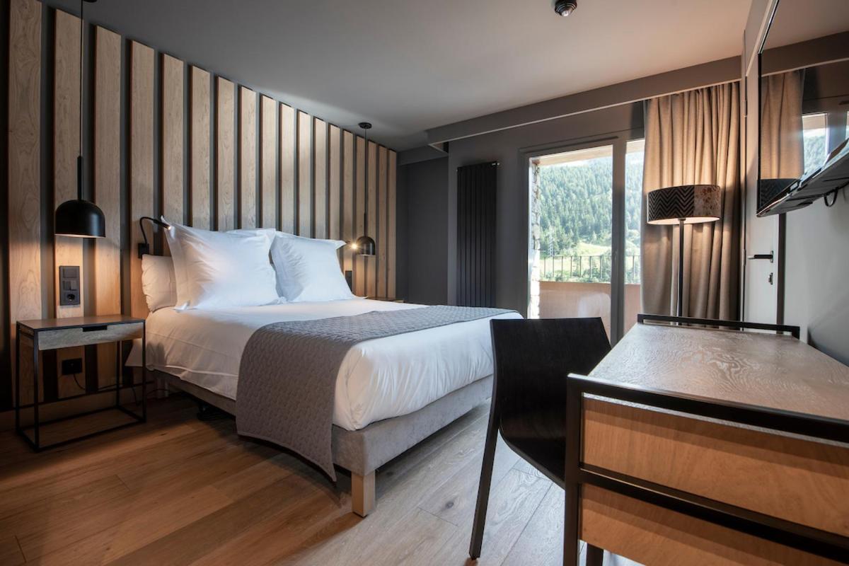 Double or Twin Room Mountain View