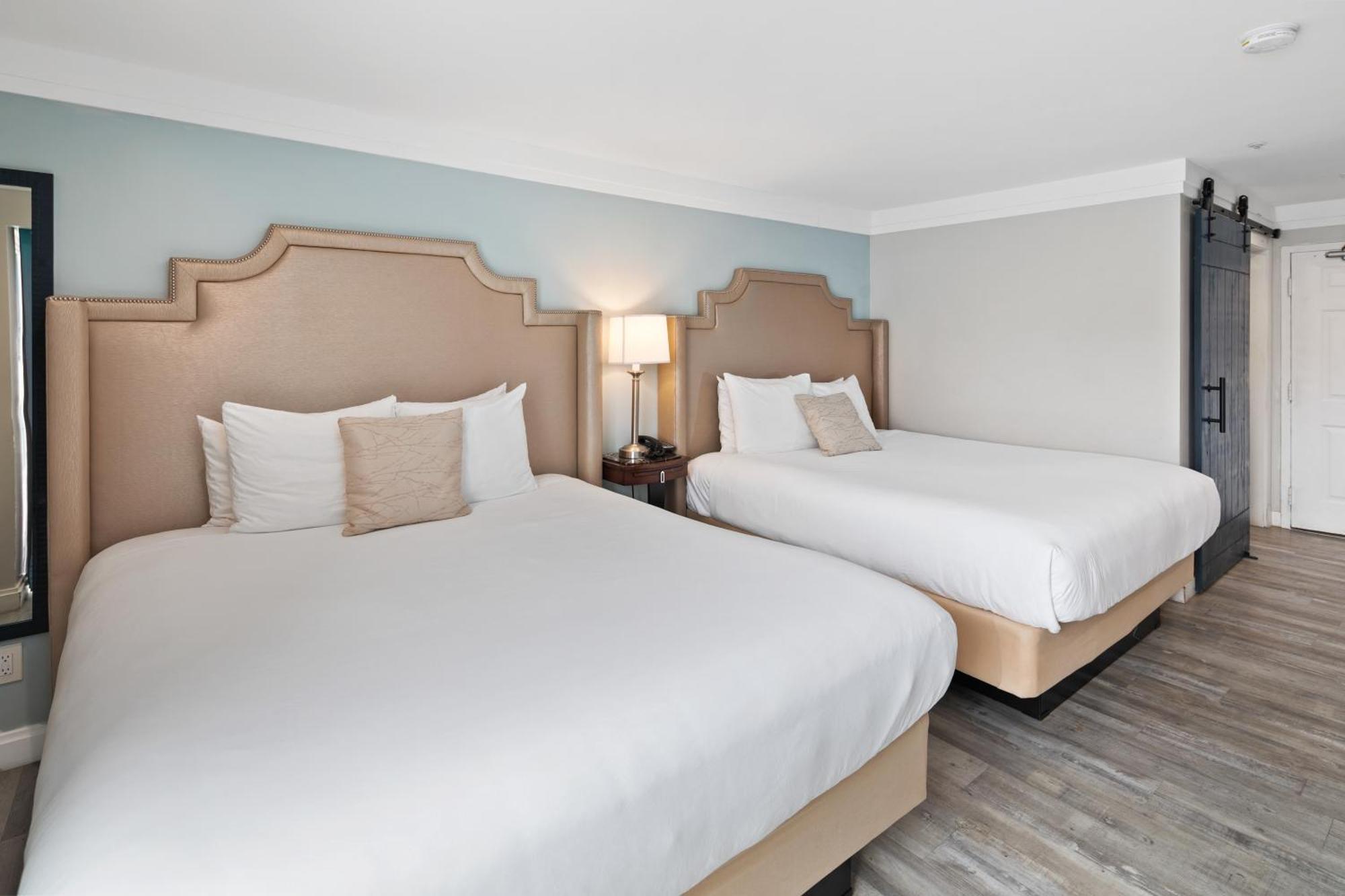 Quadruple Room Balcony,1603740406:JPEG
