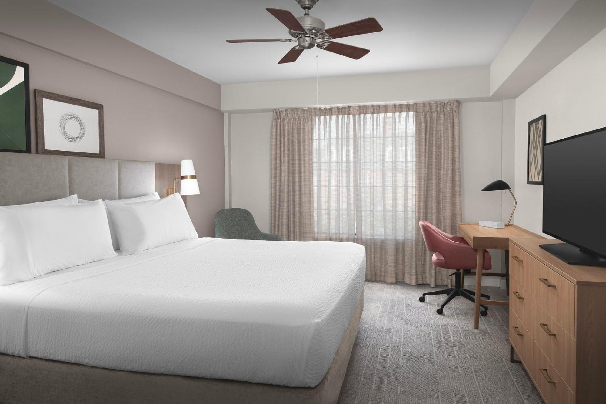 Two-Bedroom Suite - Non-Smoking