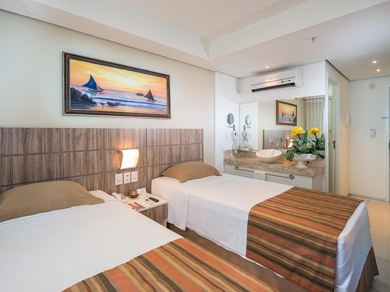 Quarto Superior Deluxe com Cama de Casal ou 2 de Solteiro