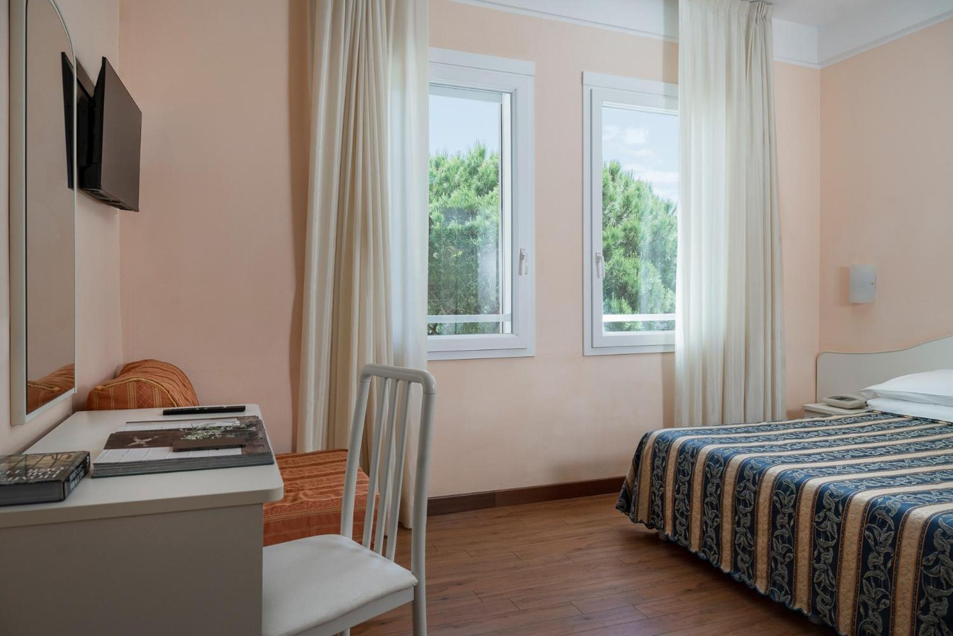 Standard Double Room,1605378318:JPEG