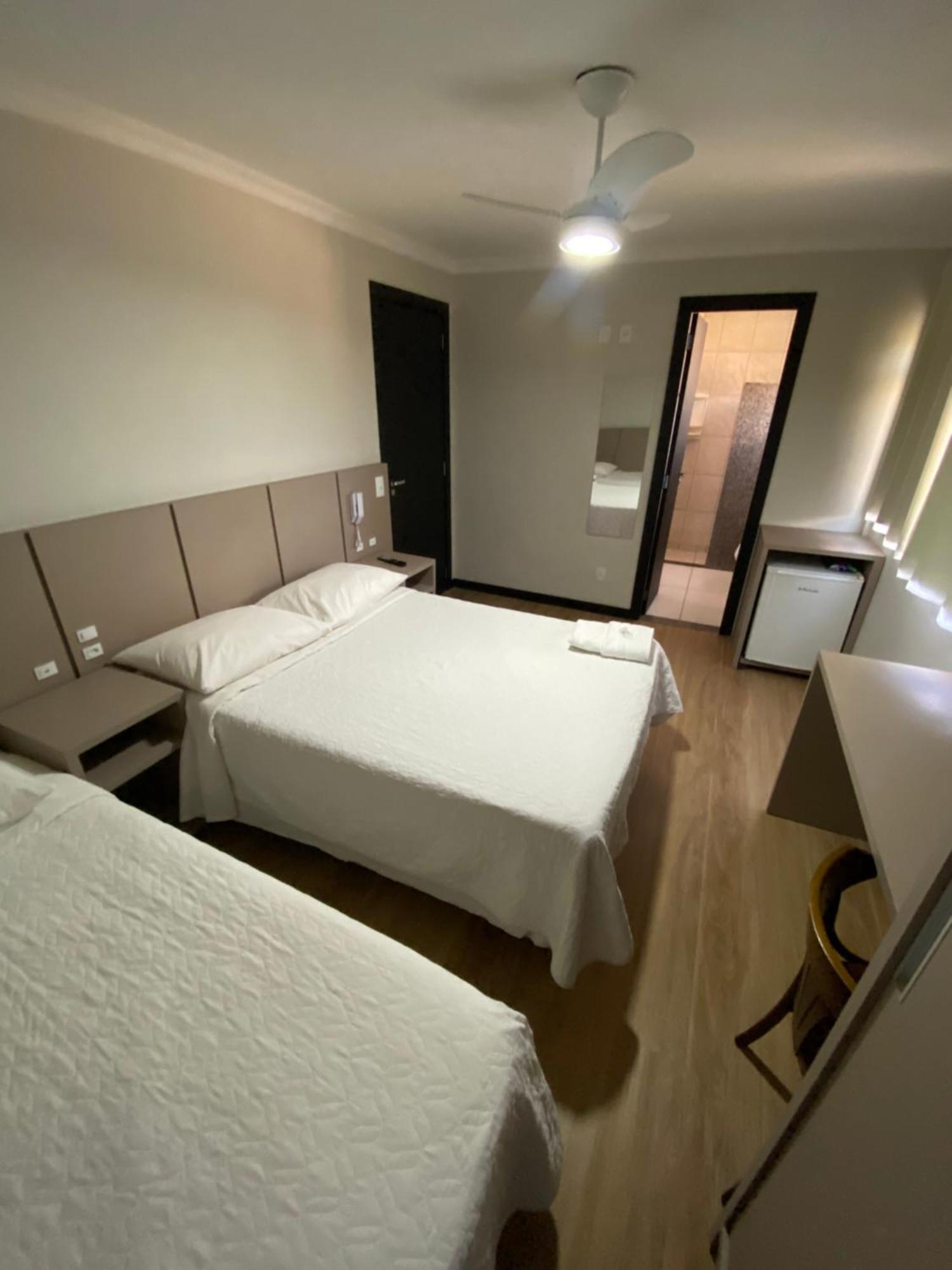 Quarto Triplo Luxo