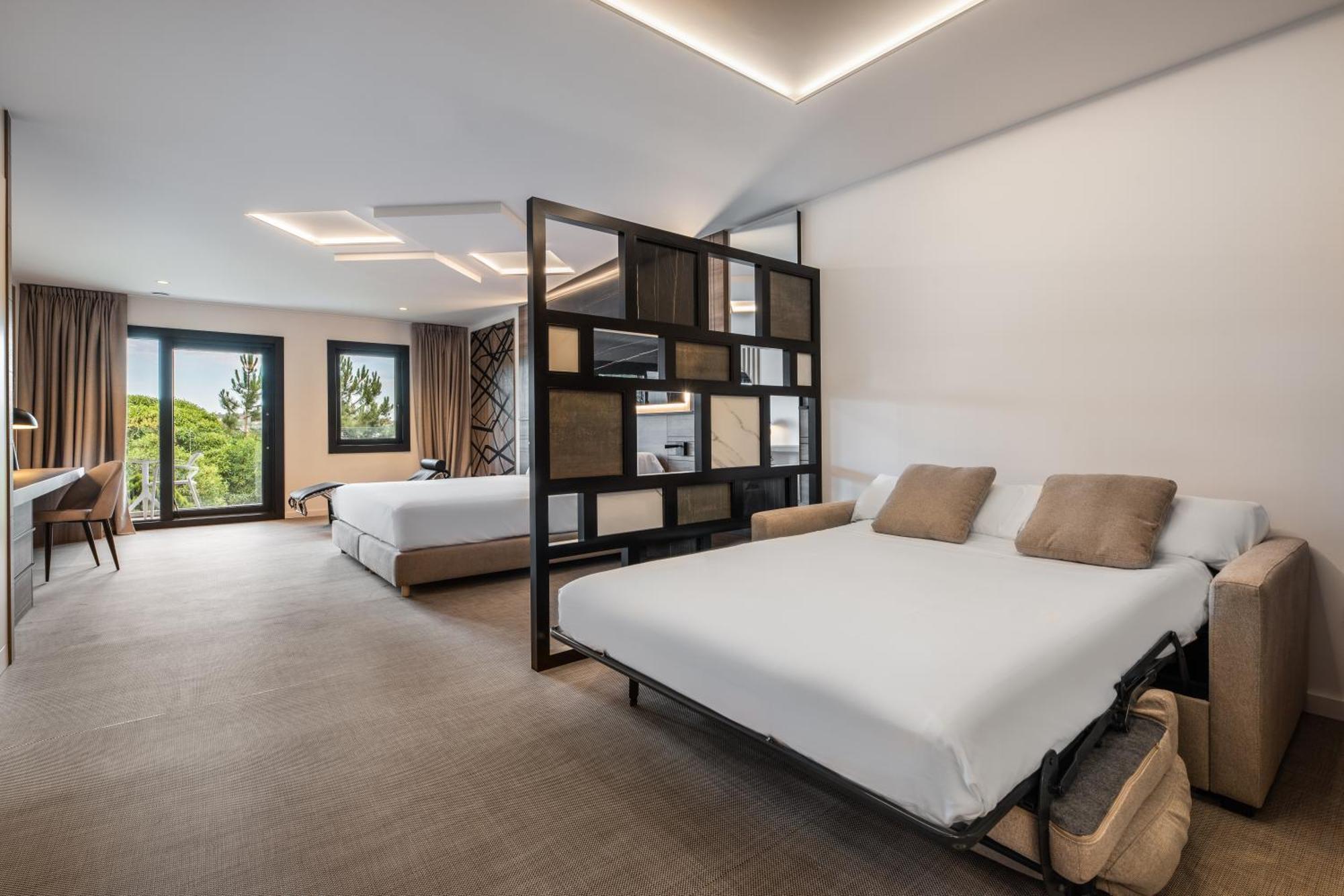 Suite Junior (2 adultos + 2 niños)