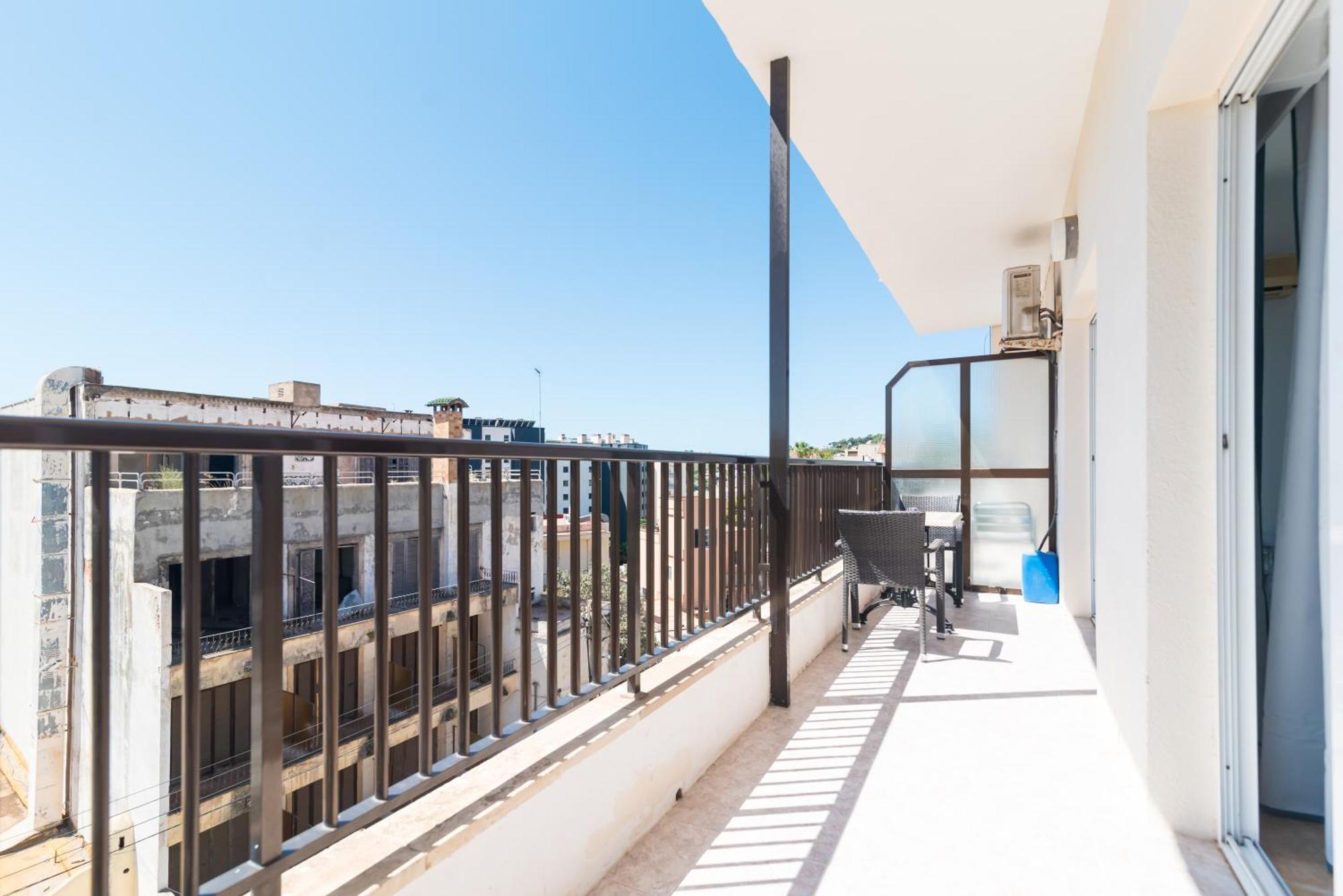 Estudio con terraza