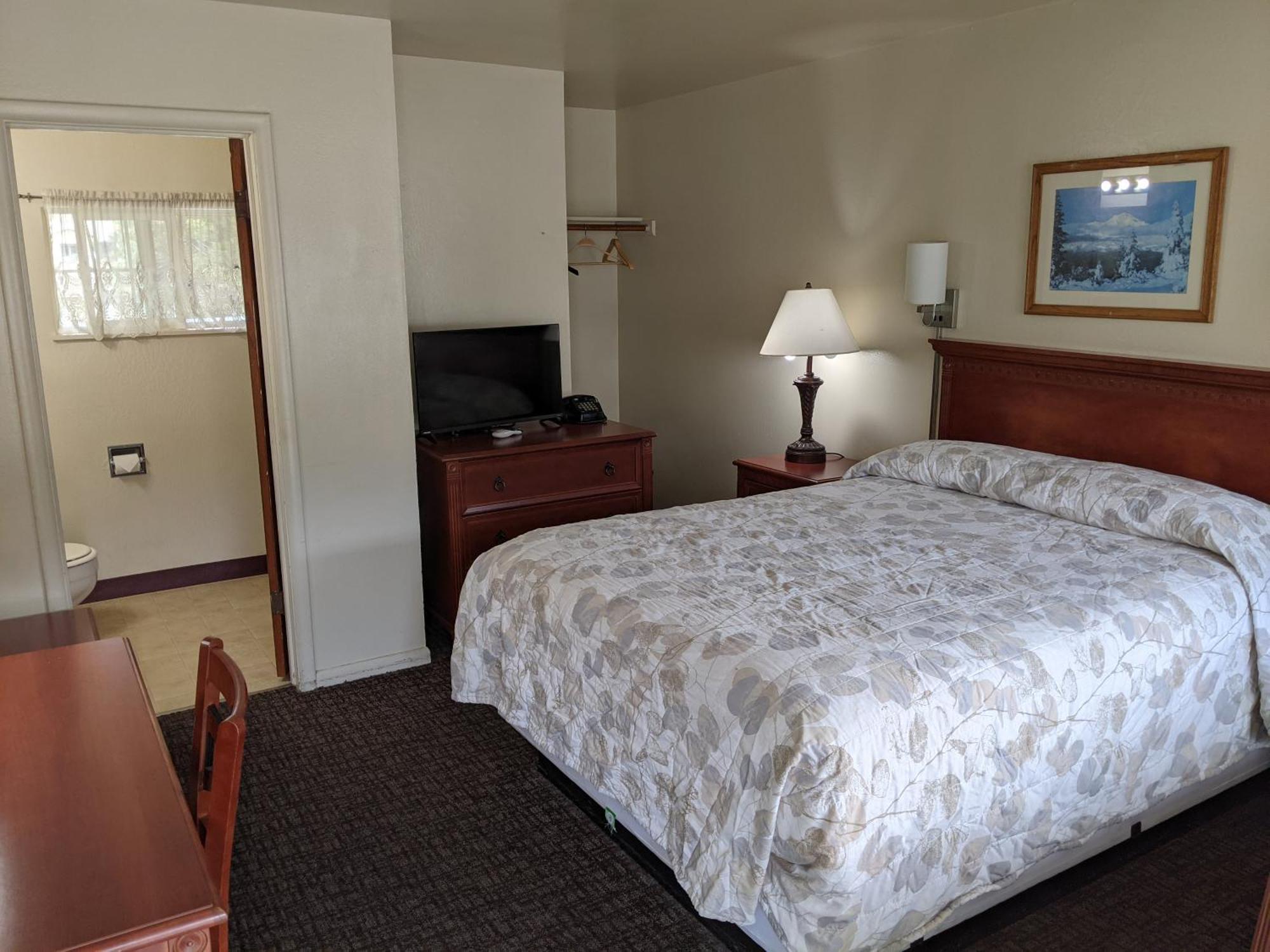 Queen Room