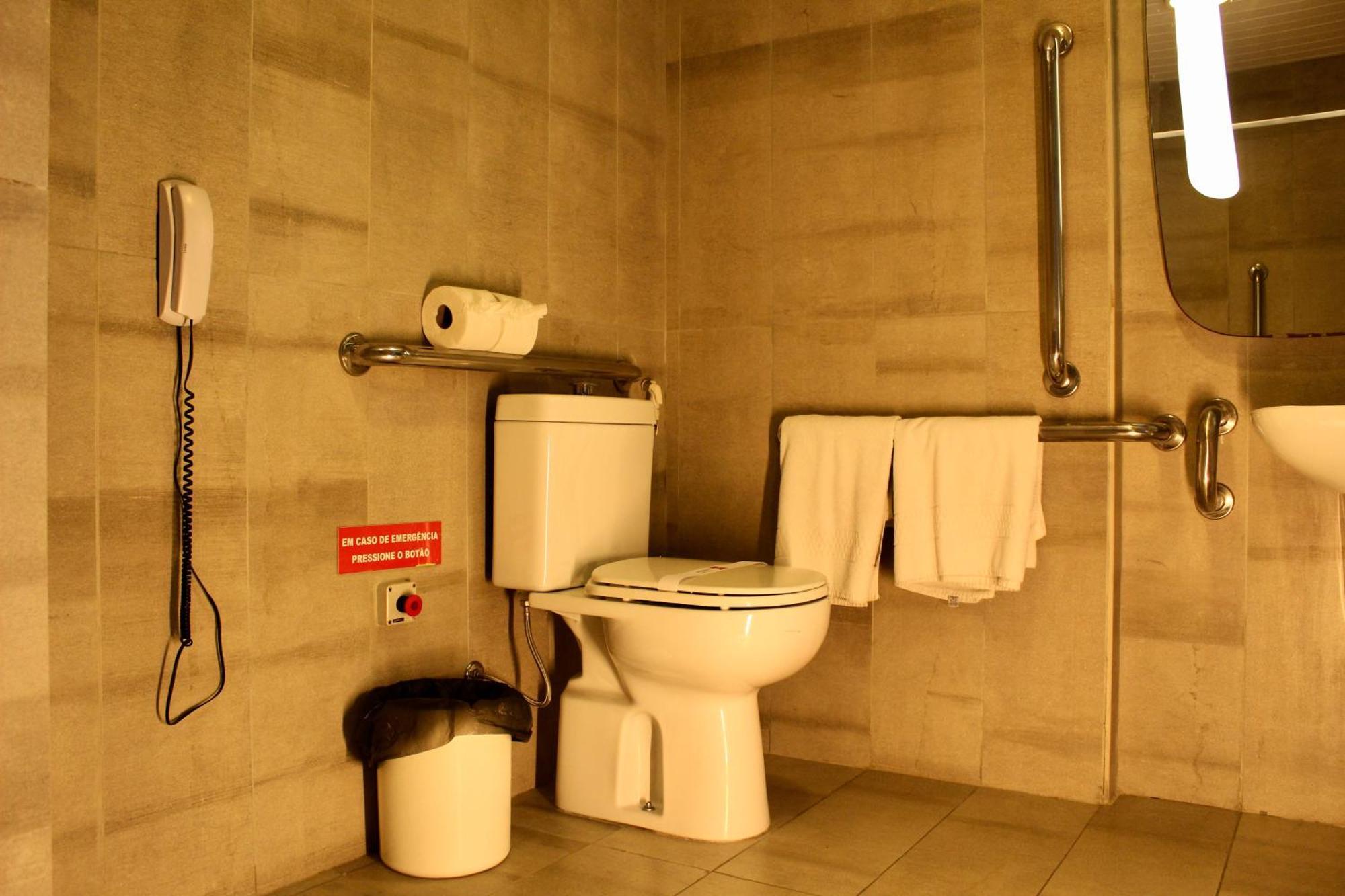 Standard Double Room - Disability Access