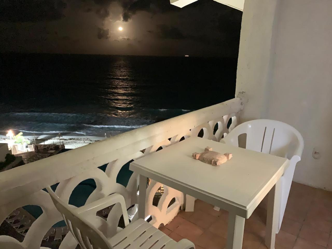 Studio Balcony,1608418337:JPEG