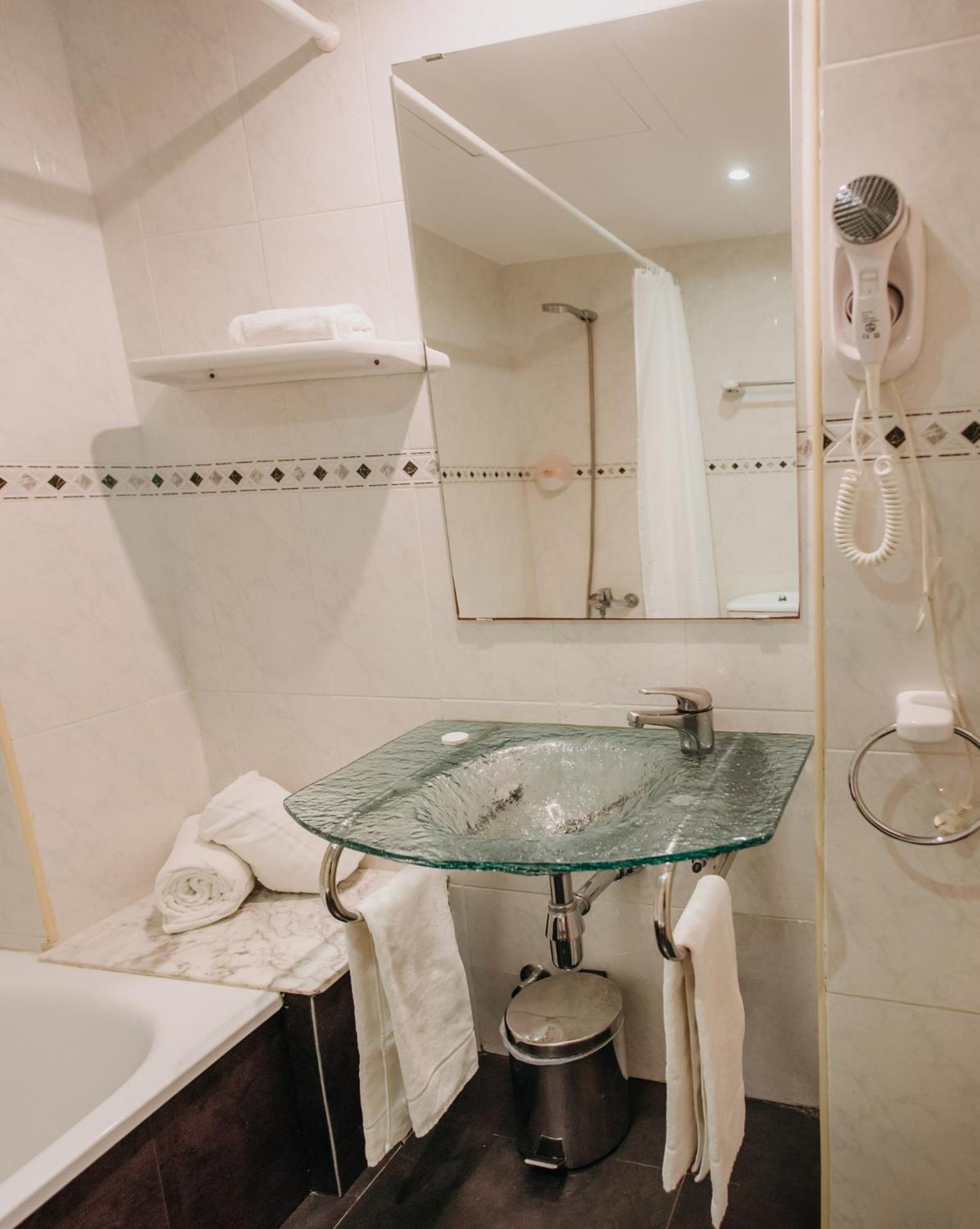 Superior Double Room,1611061811:JPEG