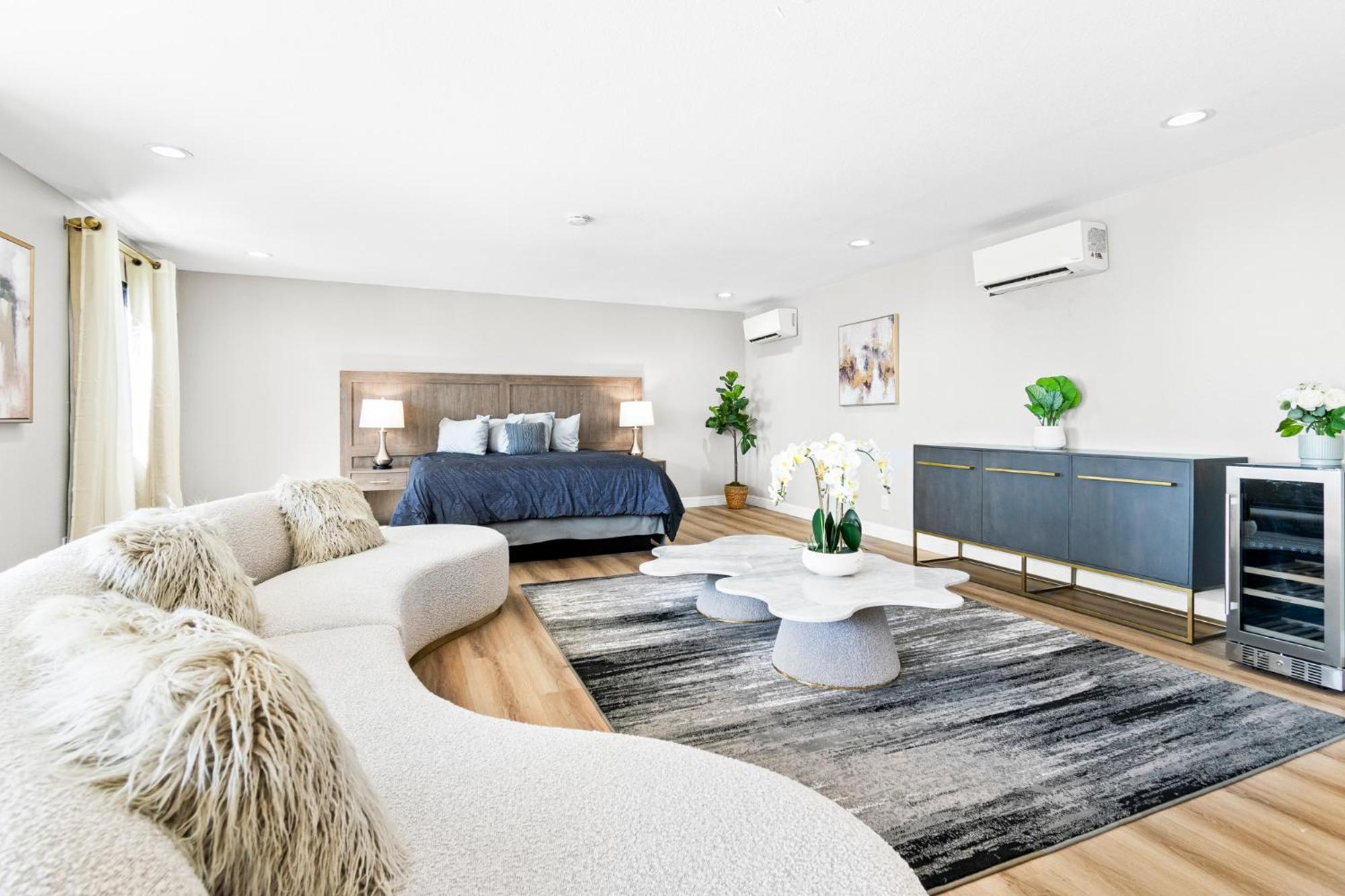 Superior King Room