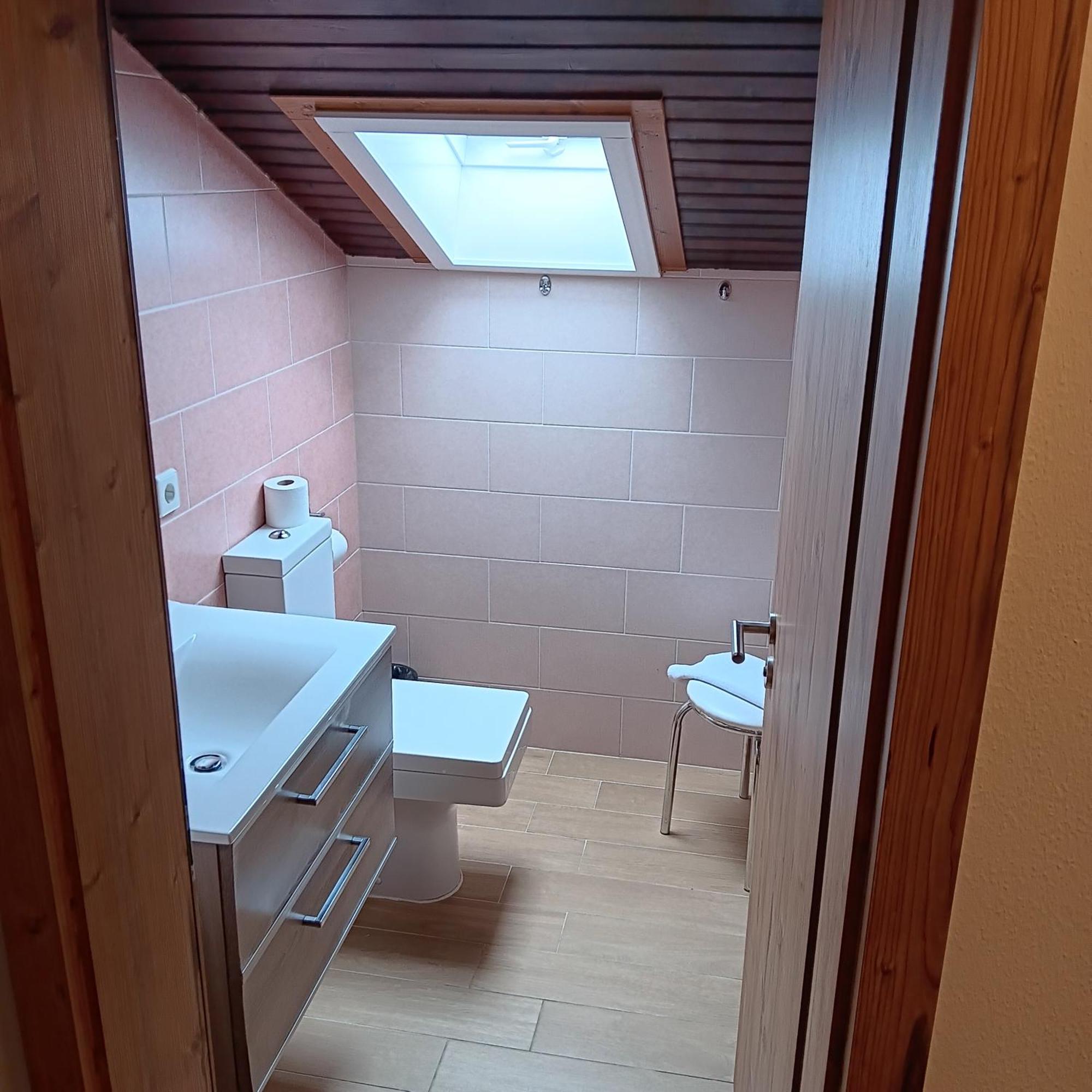 Double Room Private External Bathroom