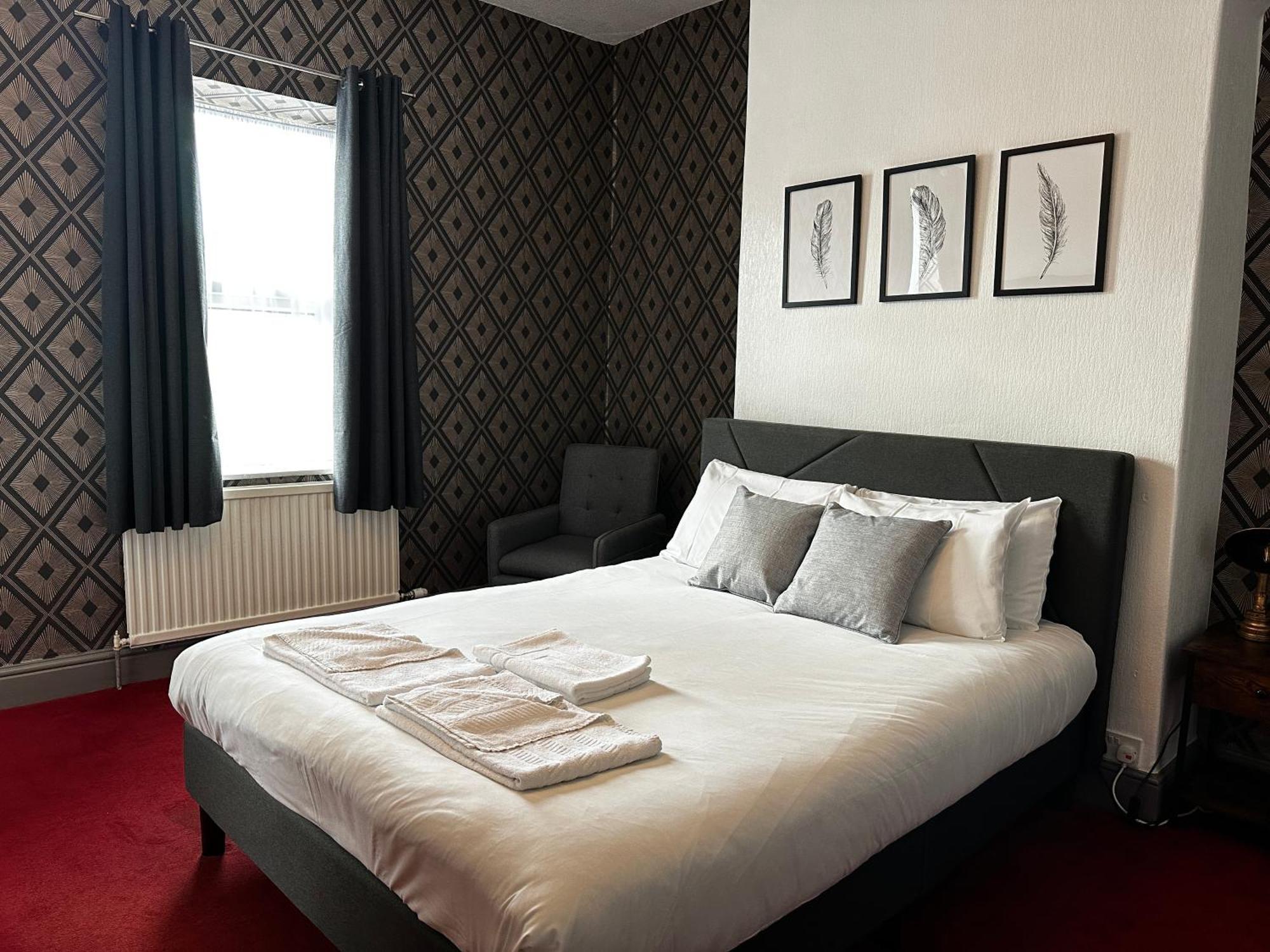 Large Double Room