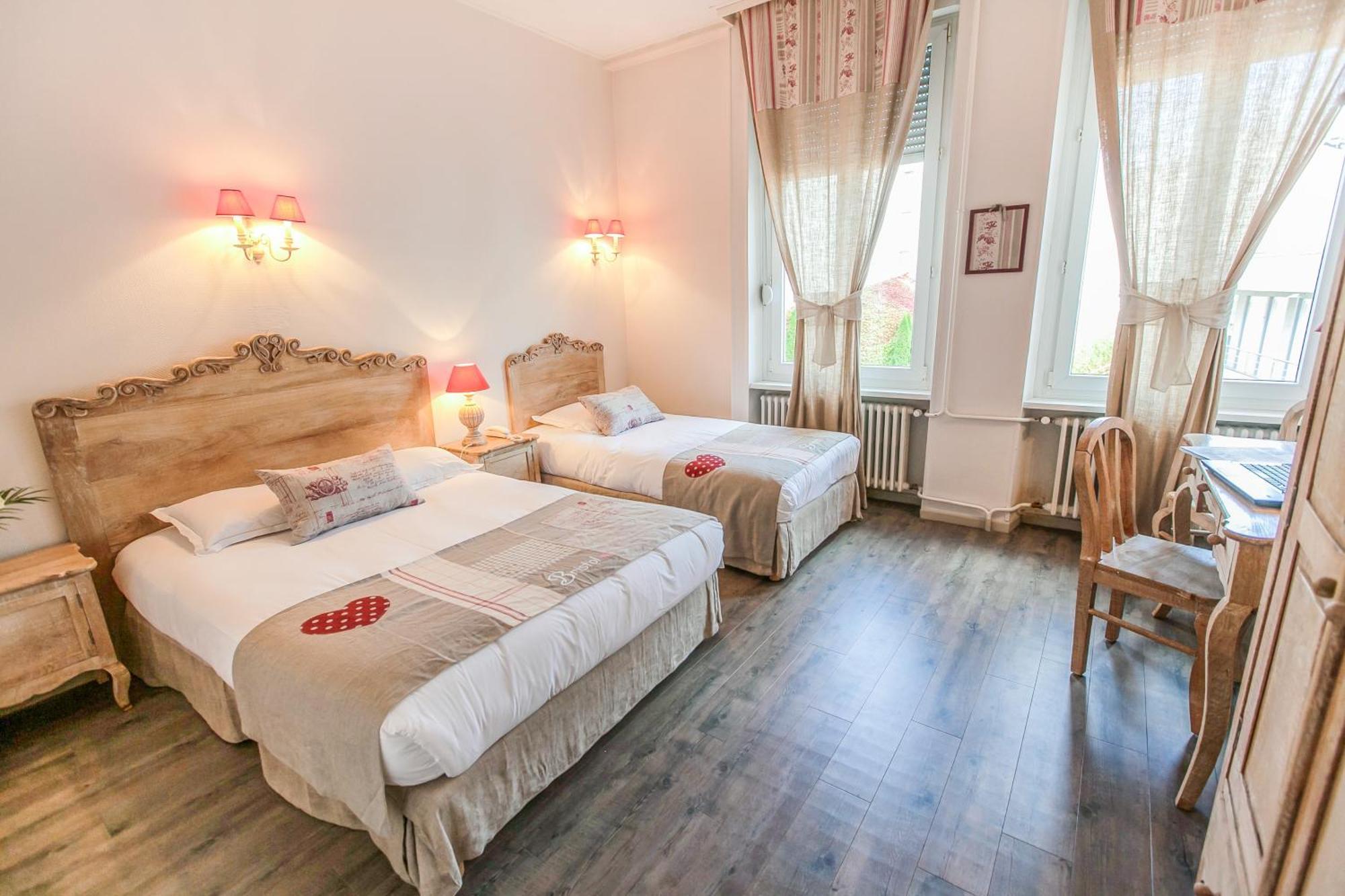 Triple Room,1613414563:JPEG
