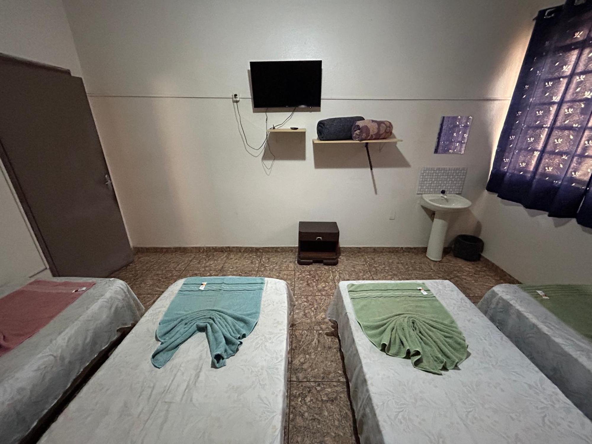 Quarto Quádruplo Econômico com Banheiro Compartilhado