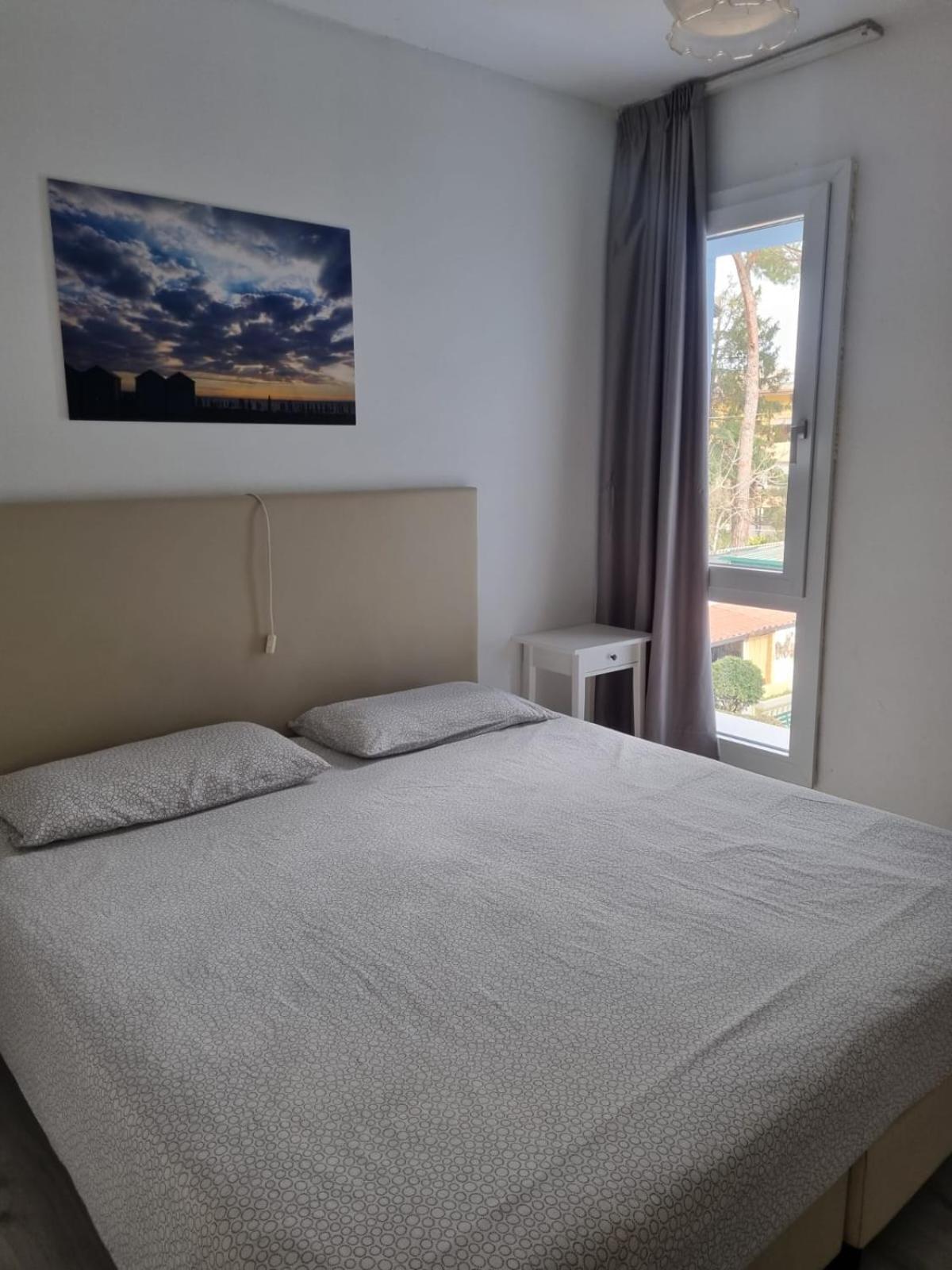 One-Bedroom Apartment,1613663041:JPEG