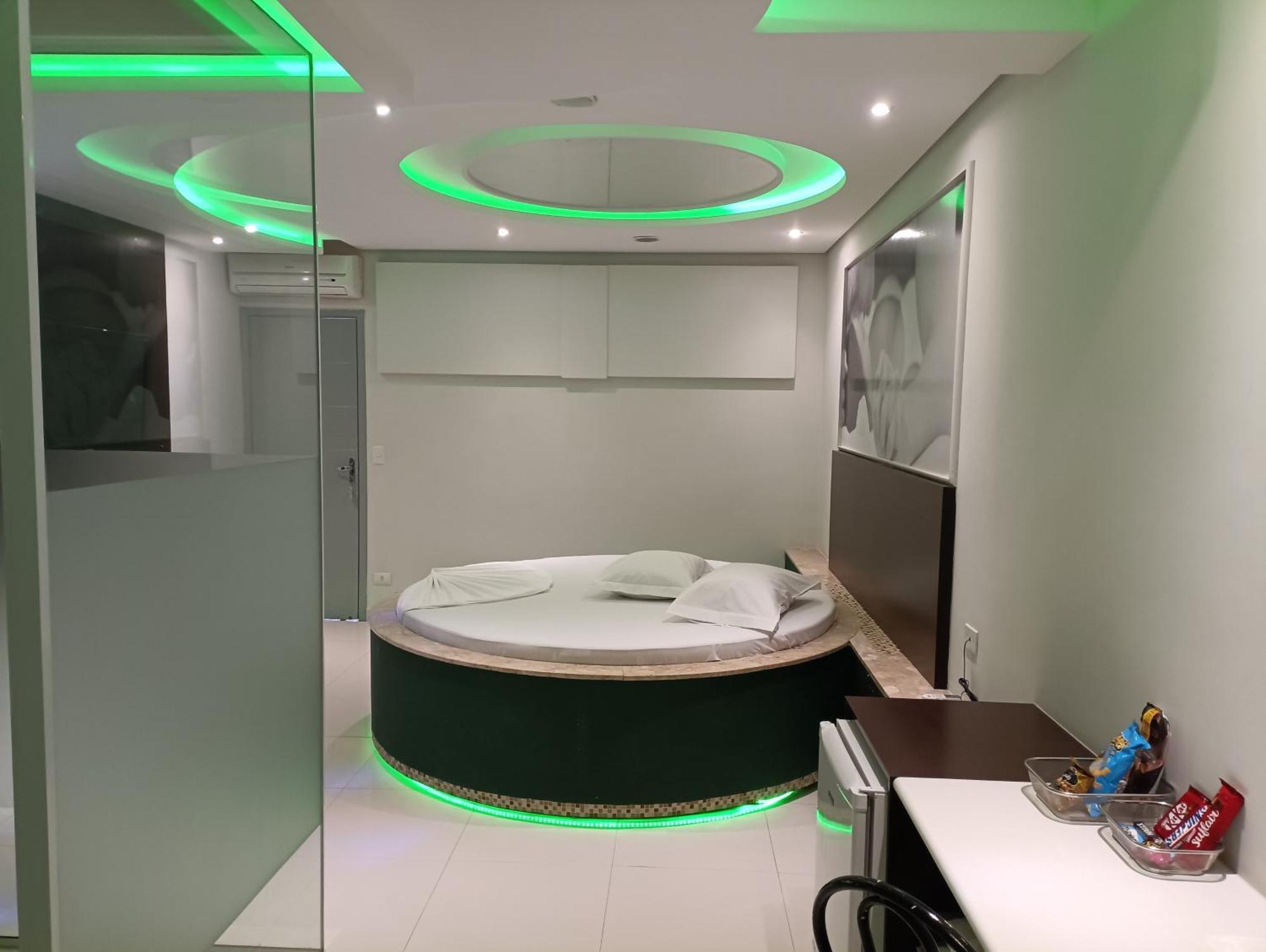 Quarto Duplo