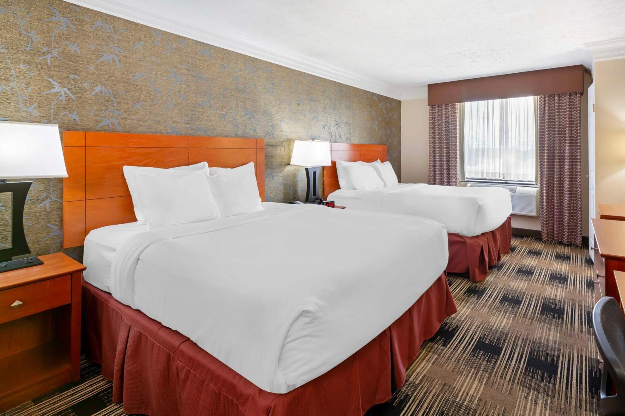 Double Room with Two Double Beds - Non-Smoking