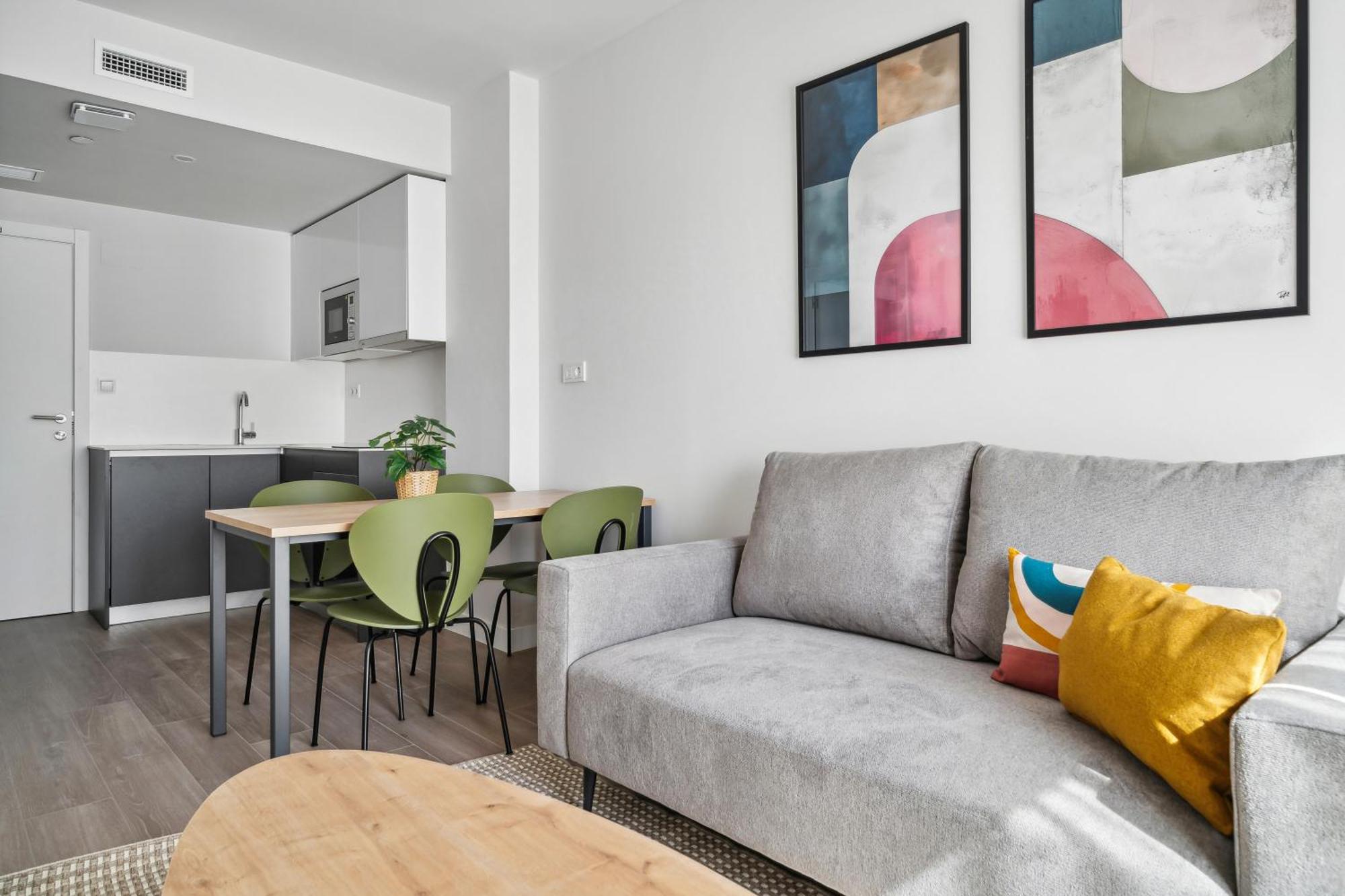 One-Bedroom Apartment