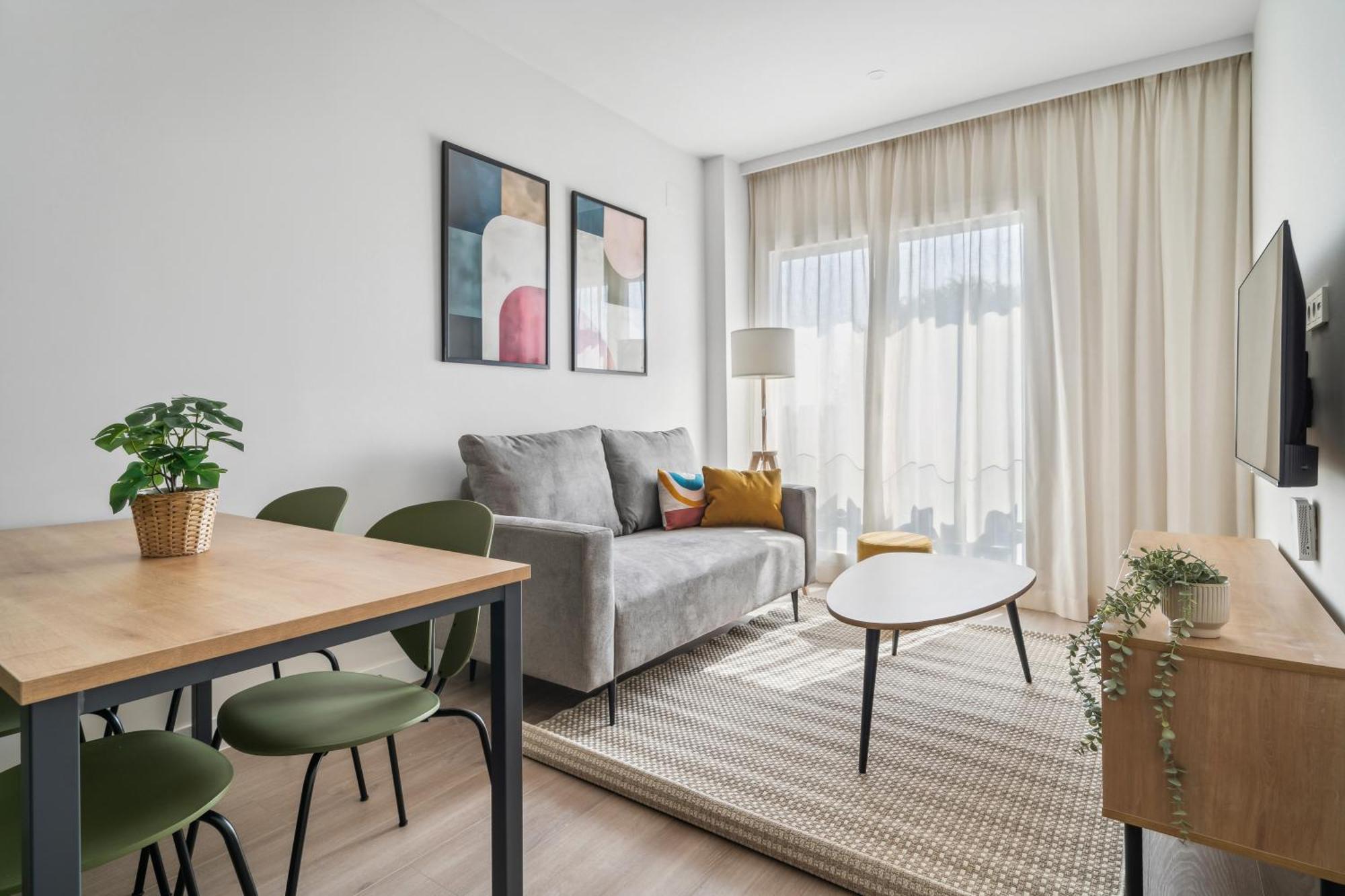 One-Bedroom Apartment